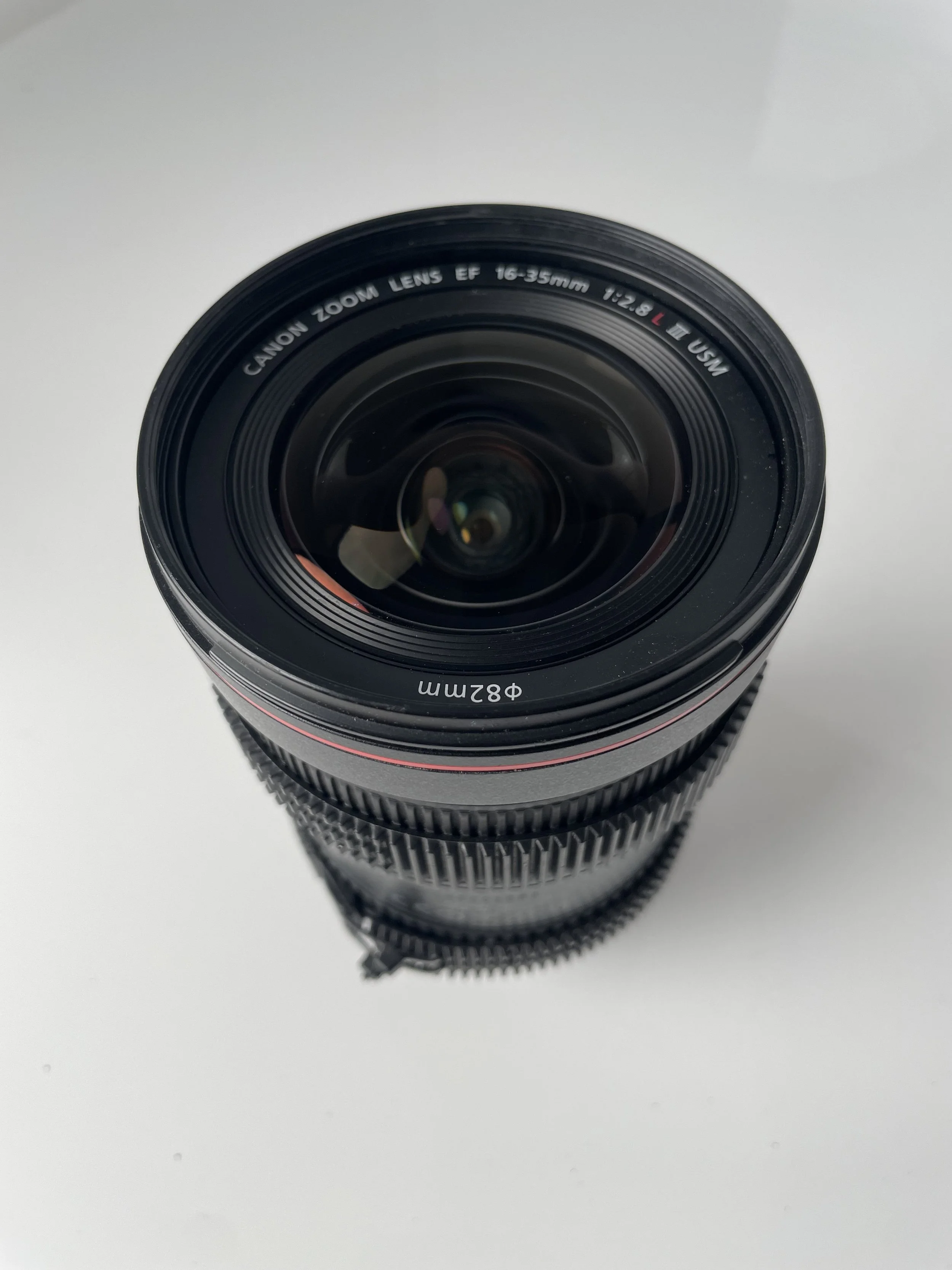 Canon EF 16–35mm f/2.8L III, front element