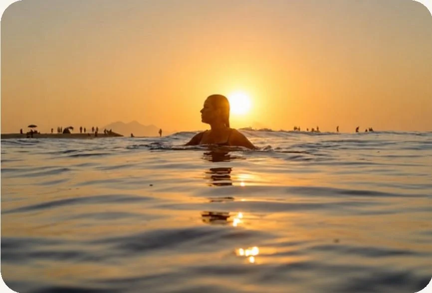 Filmagem da Mariposa Filmes no mar do Rio de Janeiro