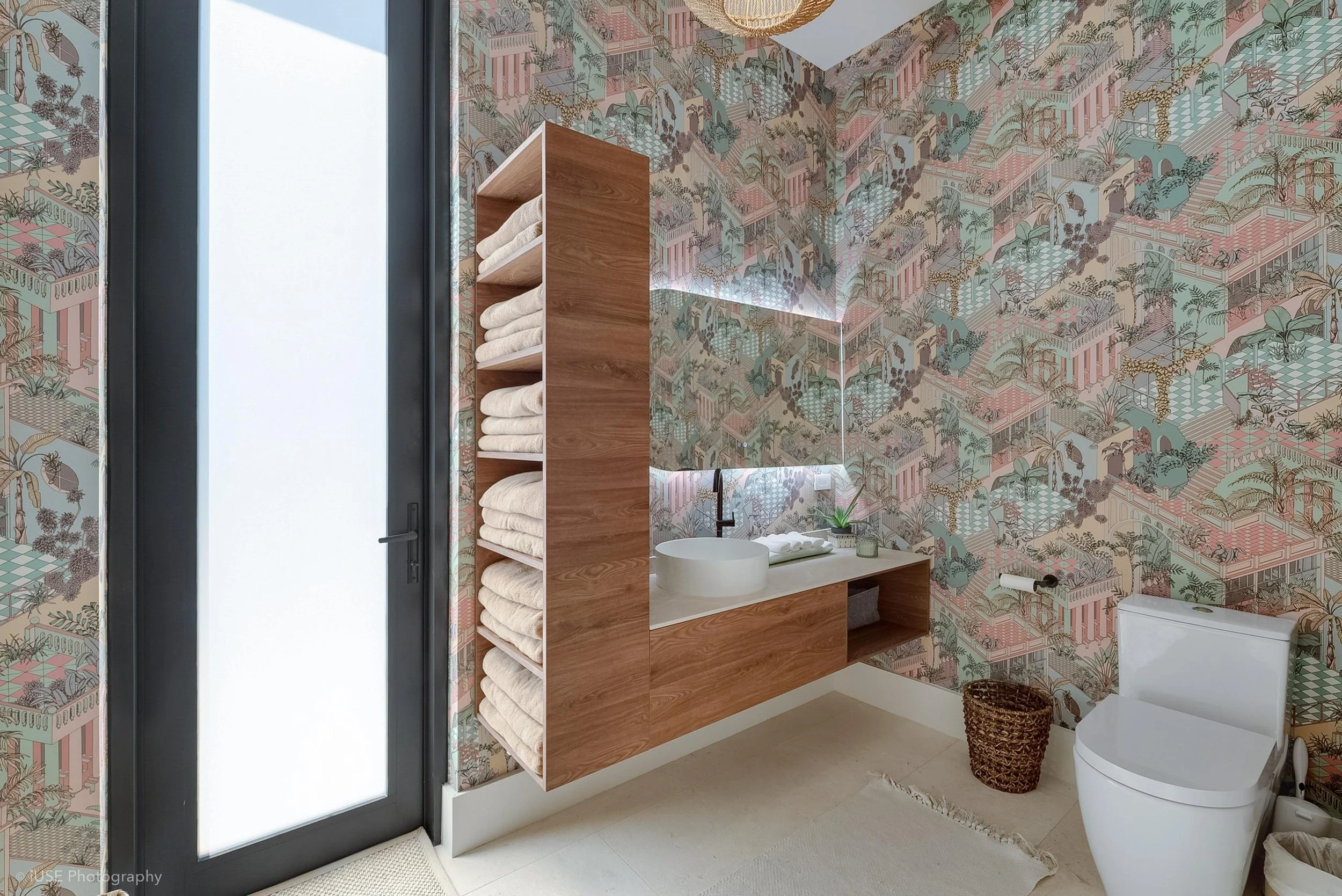 Tropical Modern · TR1