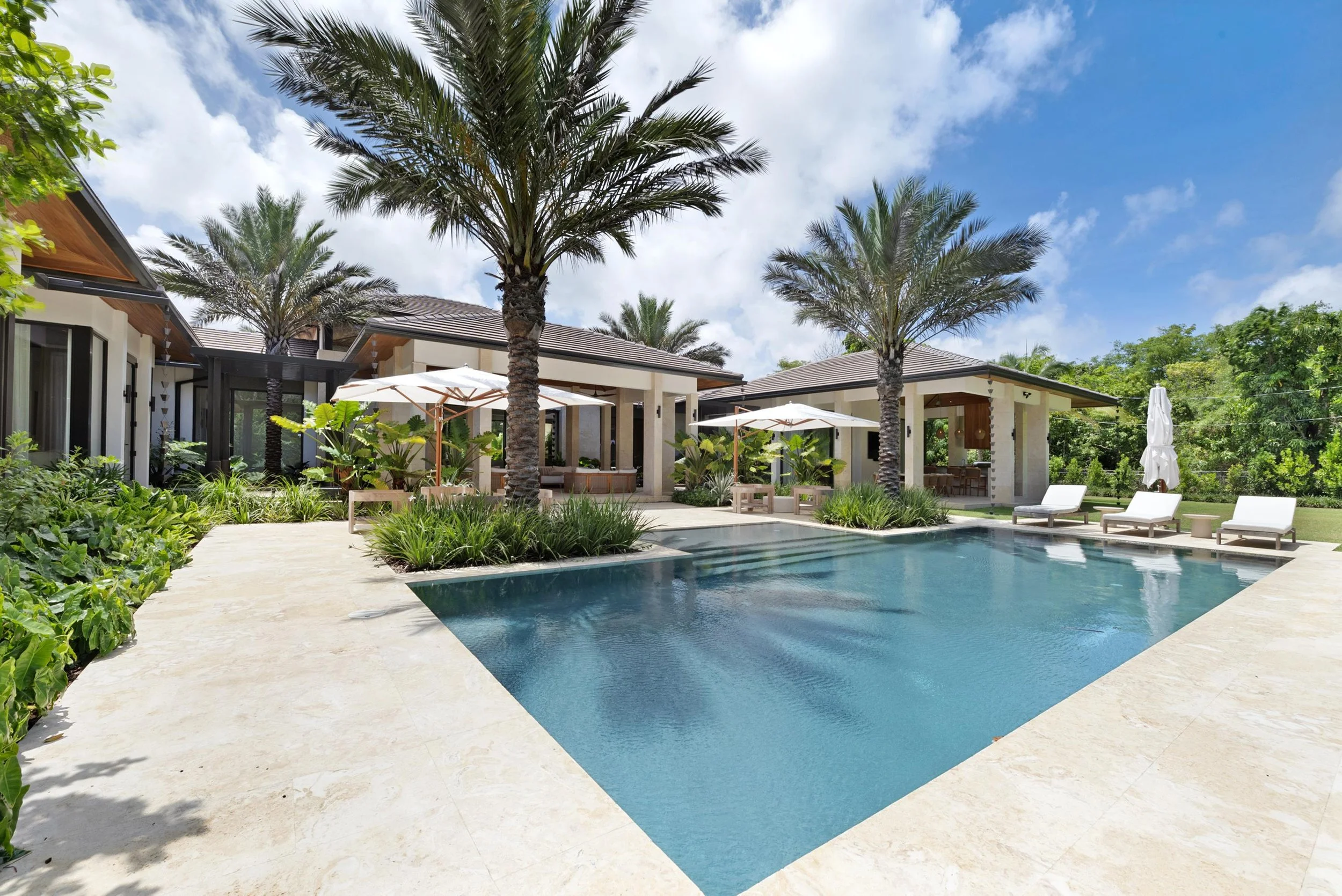 Tropical Modern · PC2