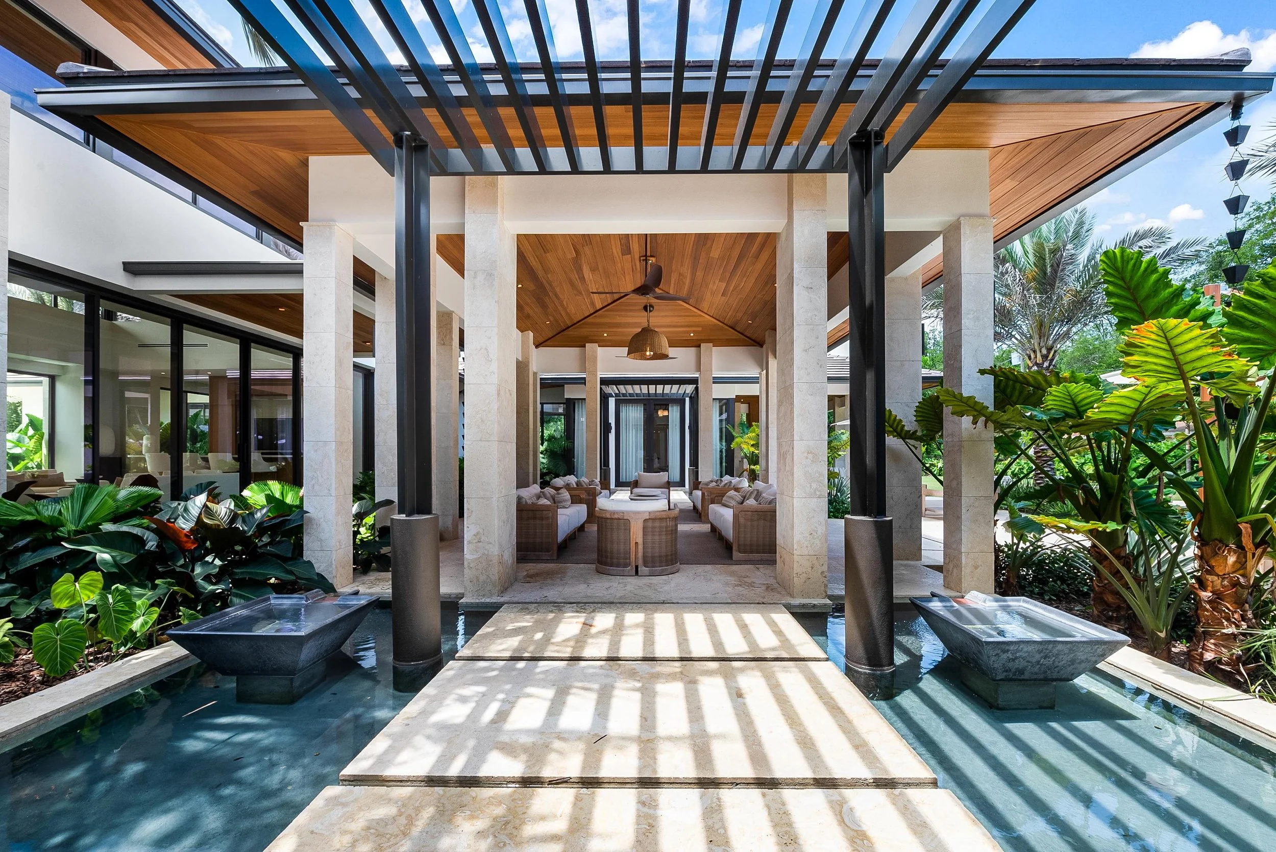 Tropical Modern · PC2