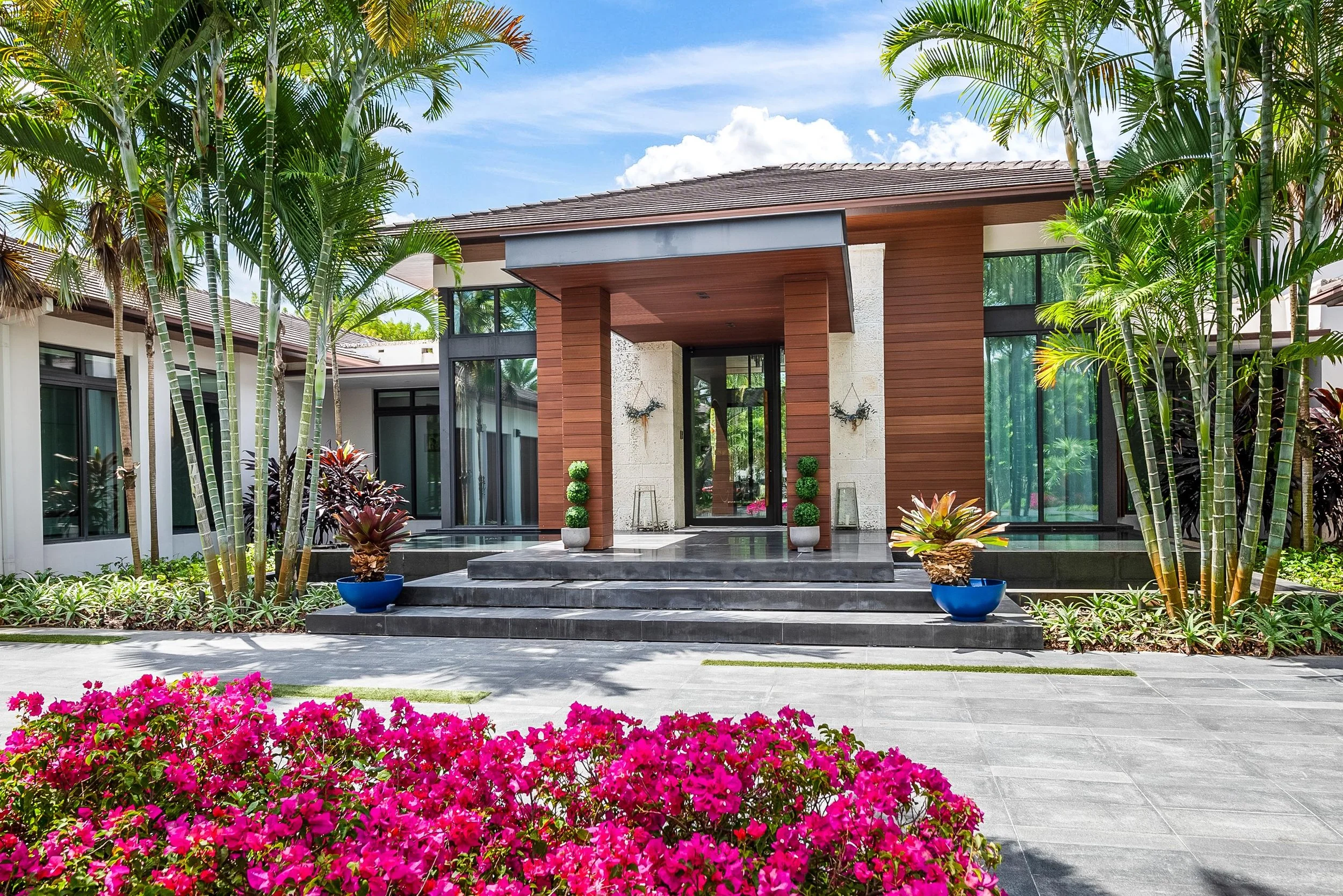 Tropical Modern · MD1