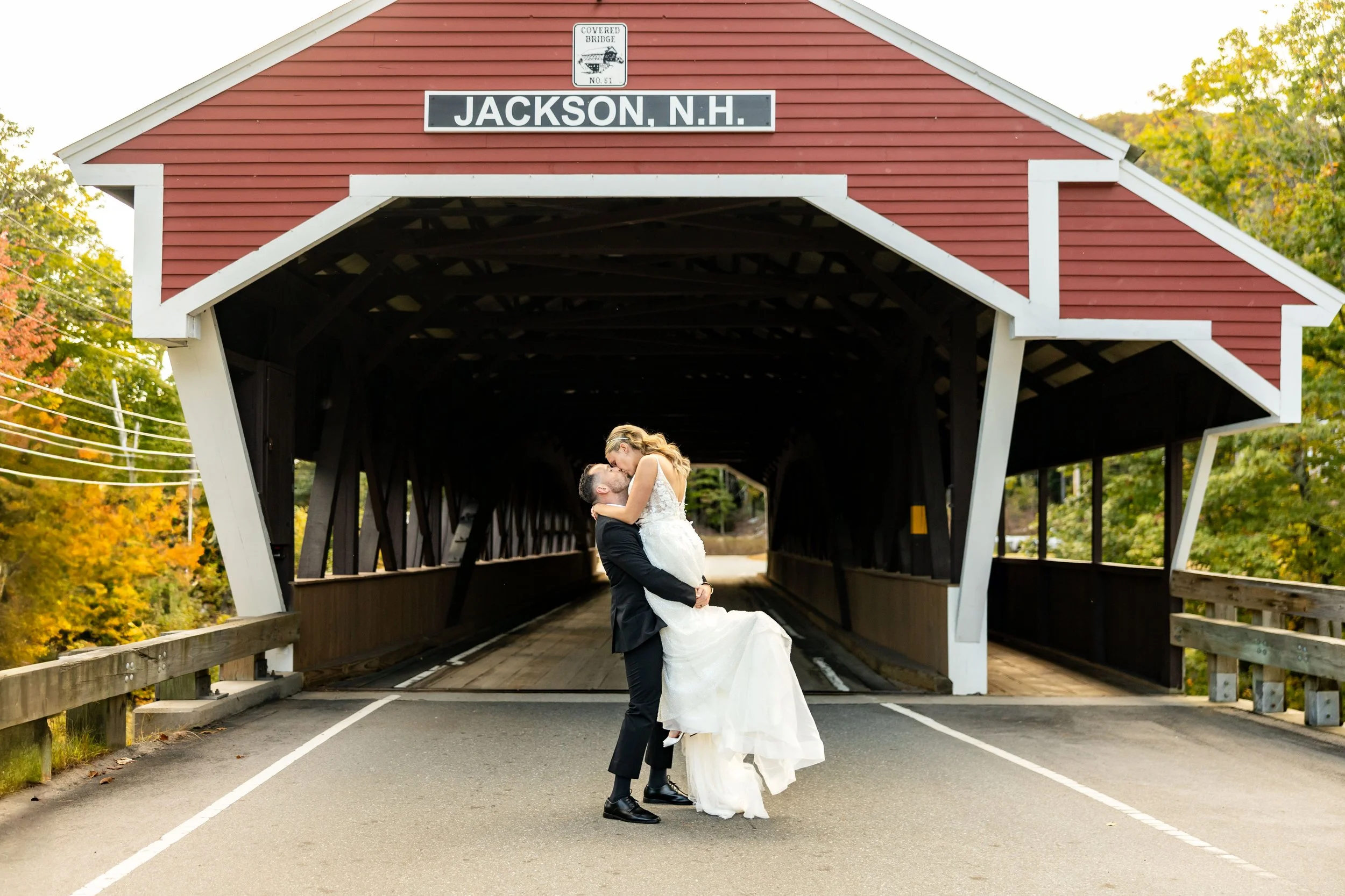 Couple at Jackson NH covered bridge, Sabrina and Paul wedding, Wentworth Inn