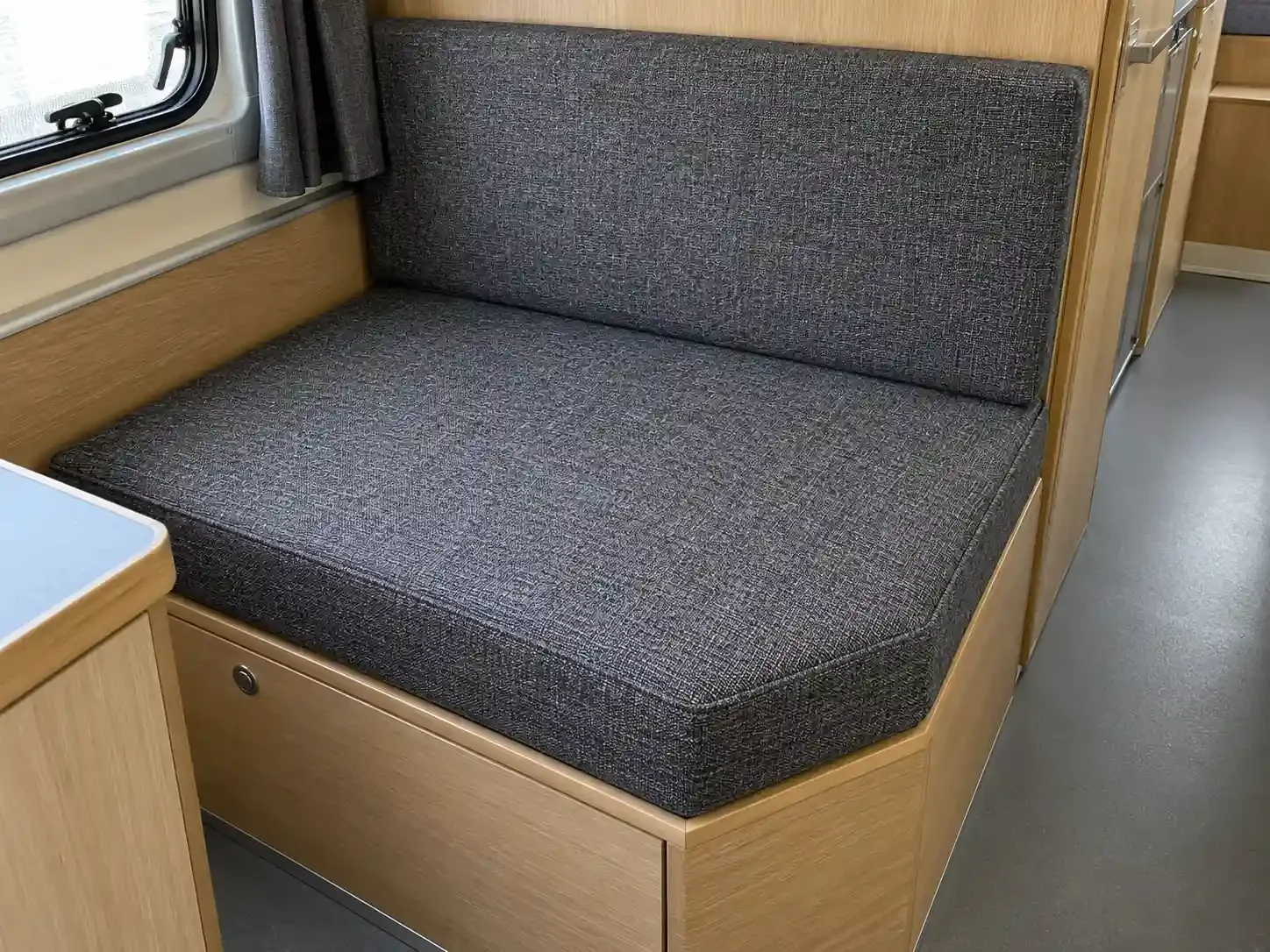 Een camperkussen met een afwijkende vorm