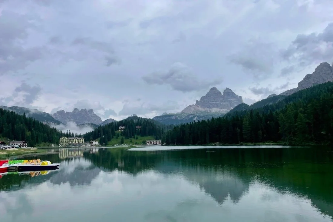 Lago Misurina near an intermediate Alta Via 4 trailhead