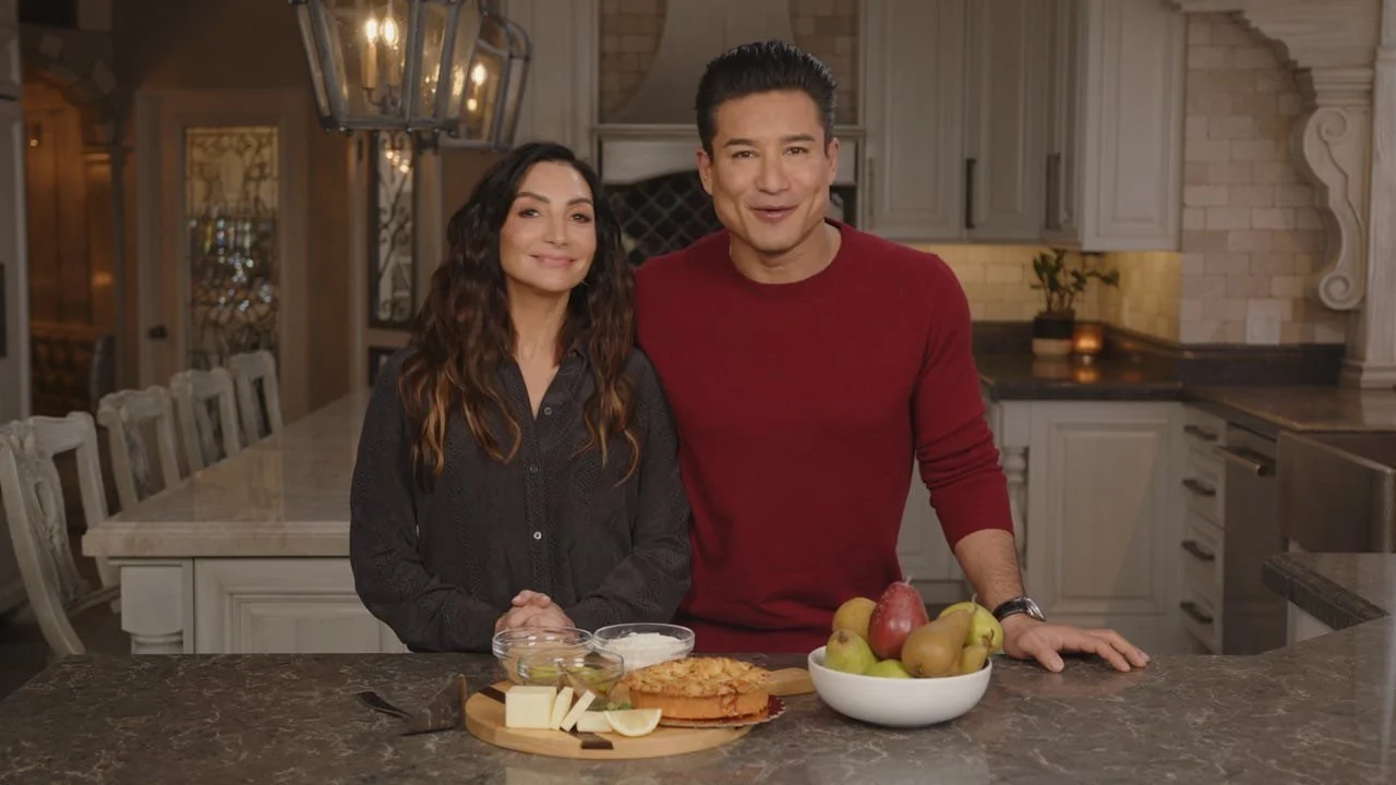 Frame from the FoodQuest episode on USA Pears