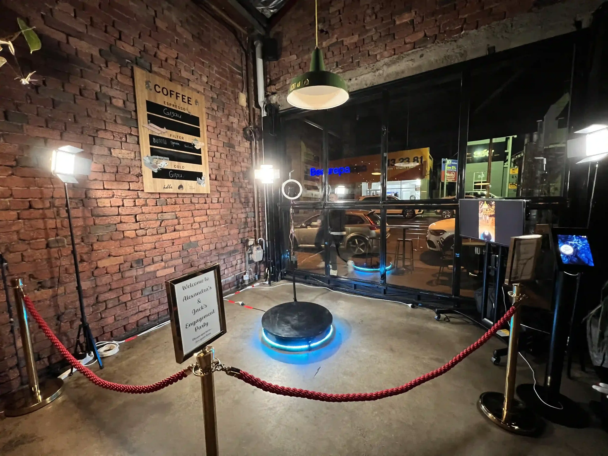 360 video booth hire Melbourne platform with ring light for event videos