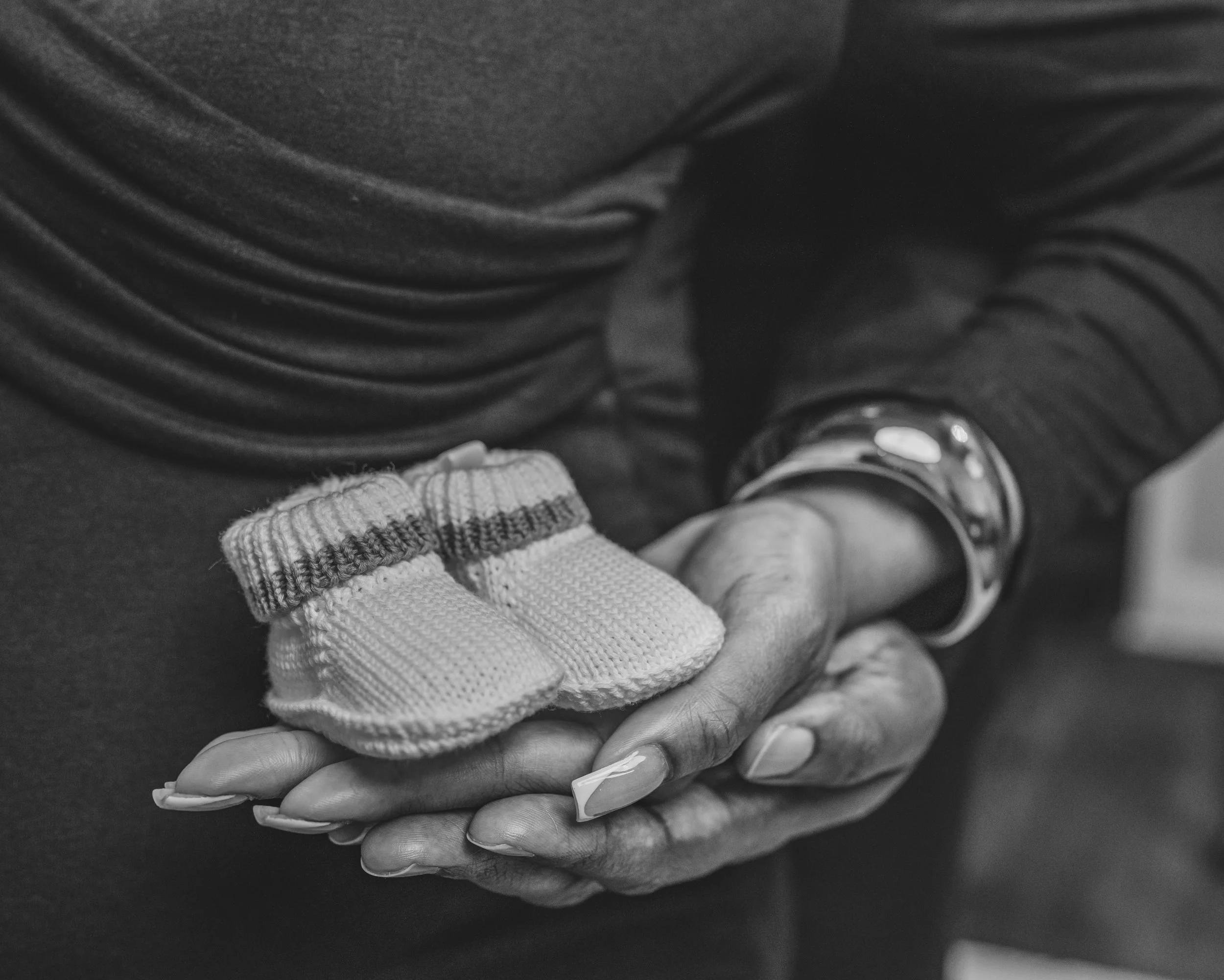 Maternity portrait by Refract Photography