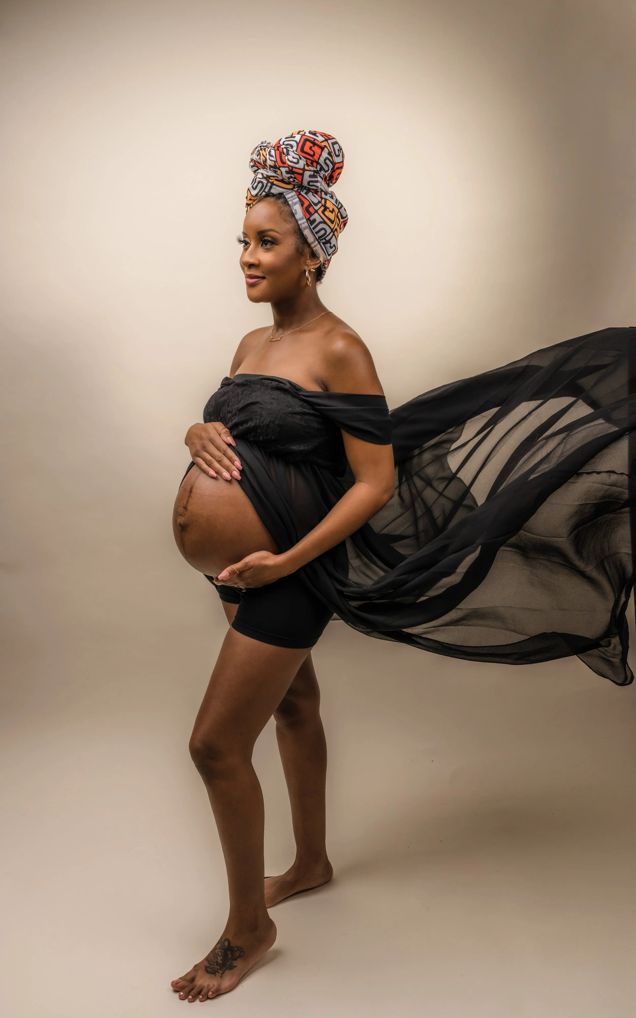 Maternity portrait by Refract Photography