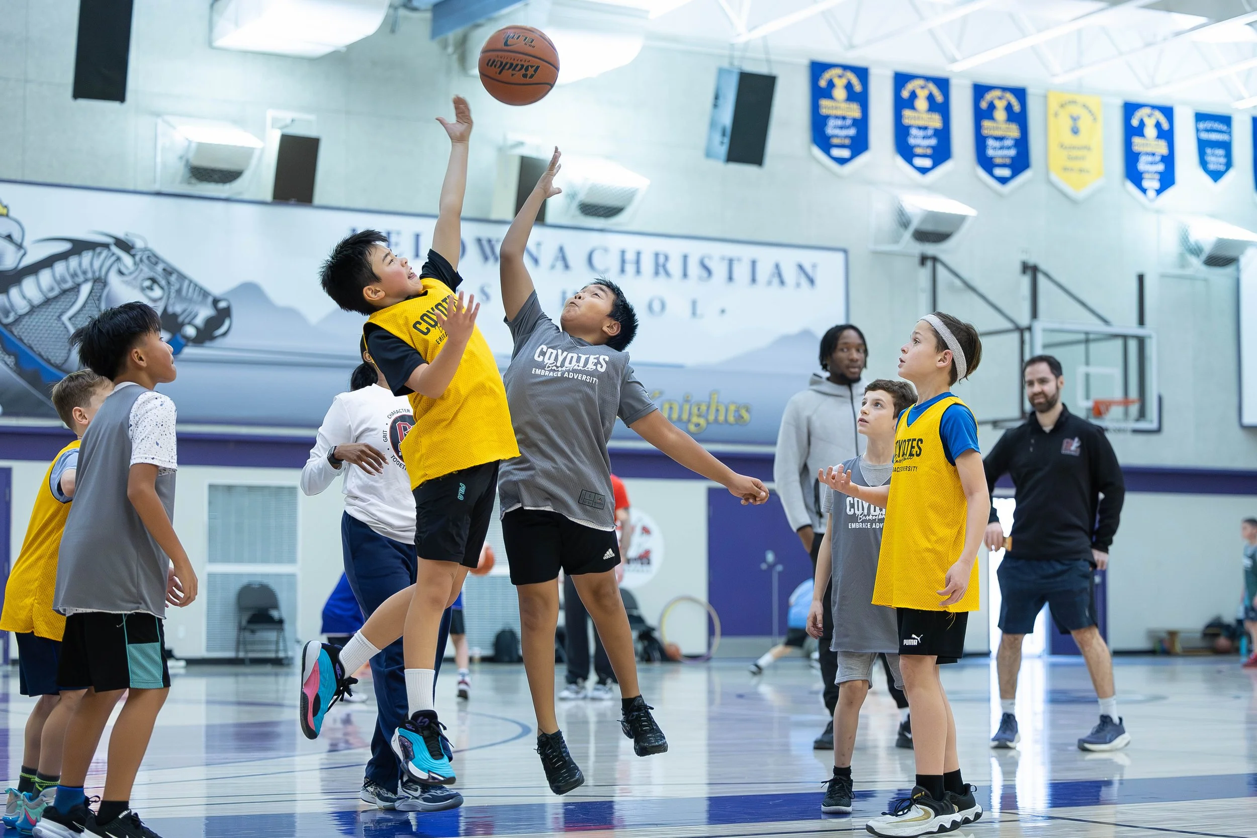 Junior Coyotes Basketball Camp