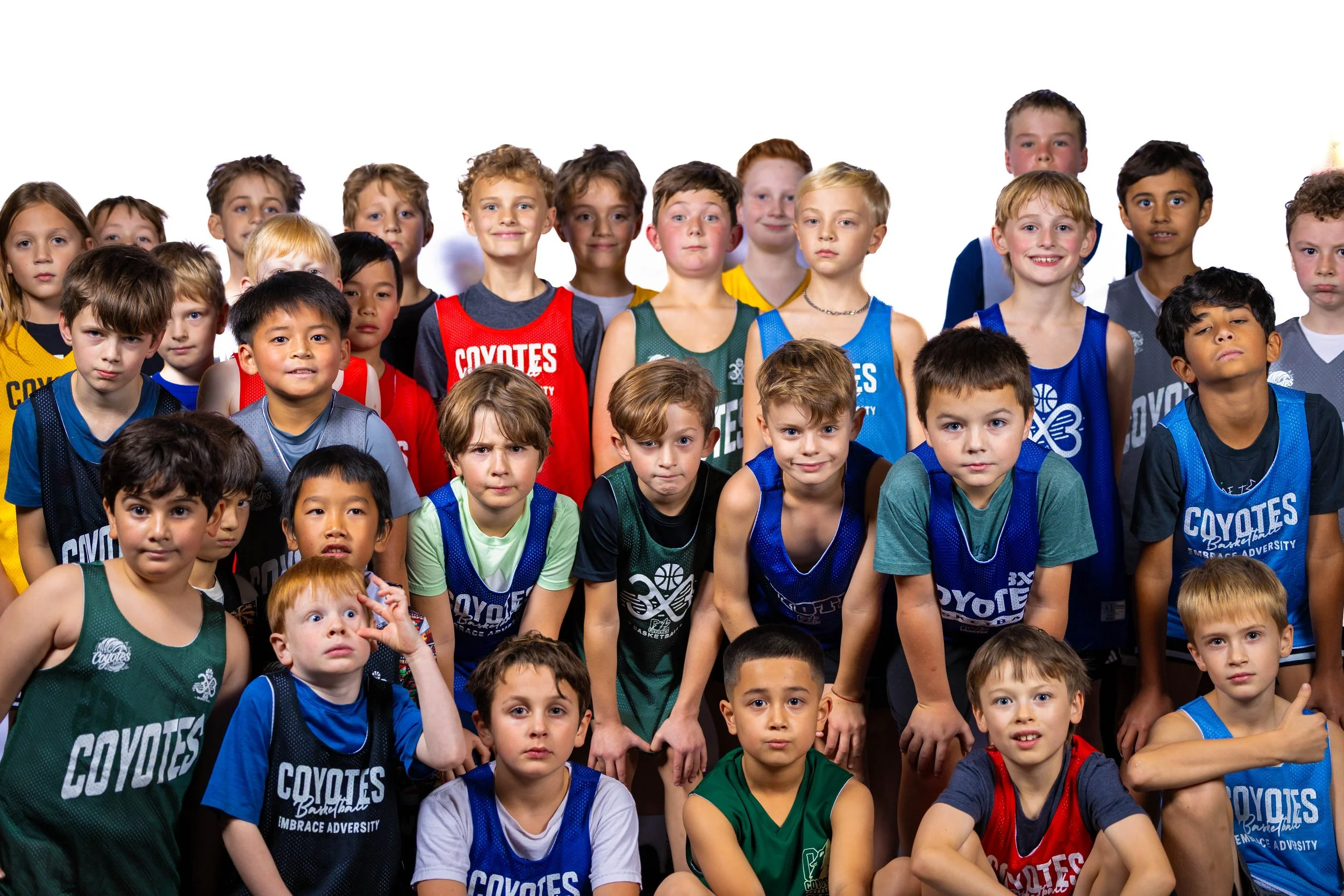 A full group of Junior Coyotes basketball players in Kelowna