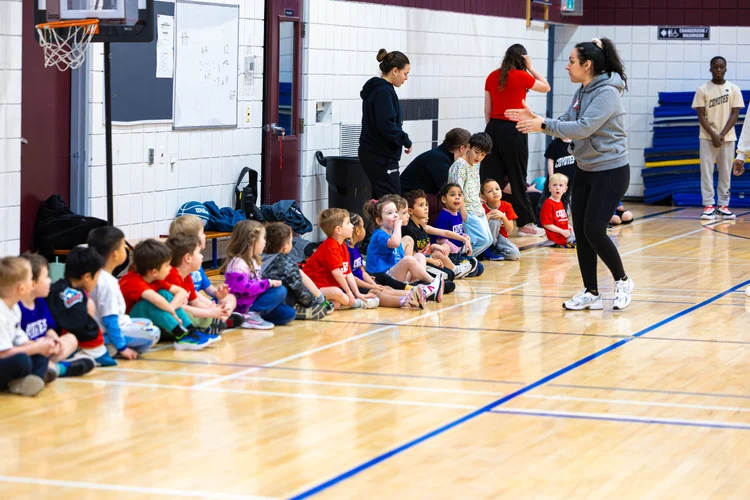 Coach Laura Gini leading a Mini Ballers session in Kelowna