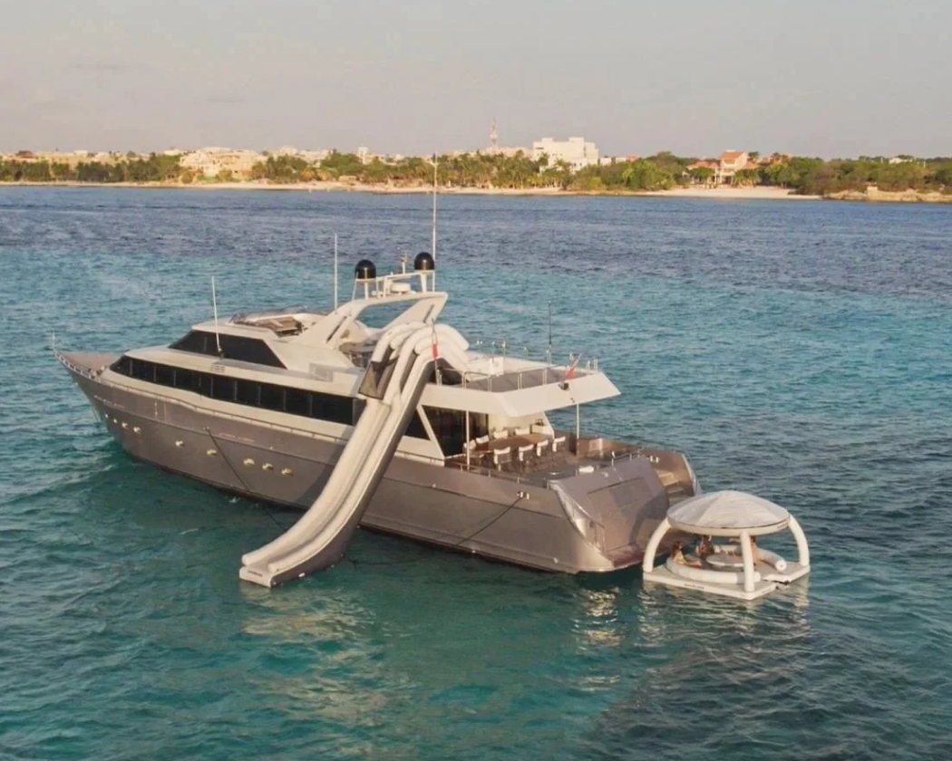 118’ AVALON