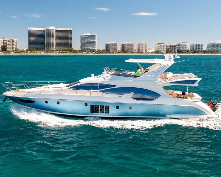 70’ Azimut + Jet SKI