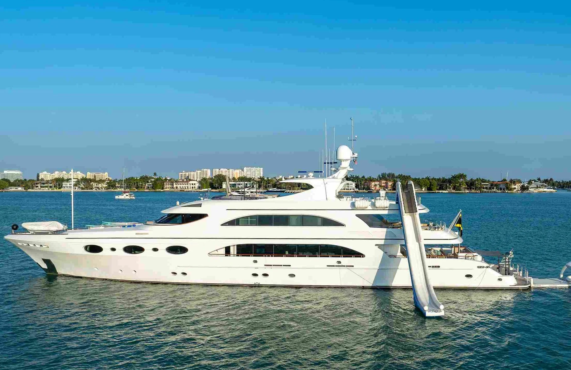 166' Trinity + Toys