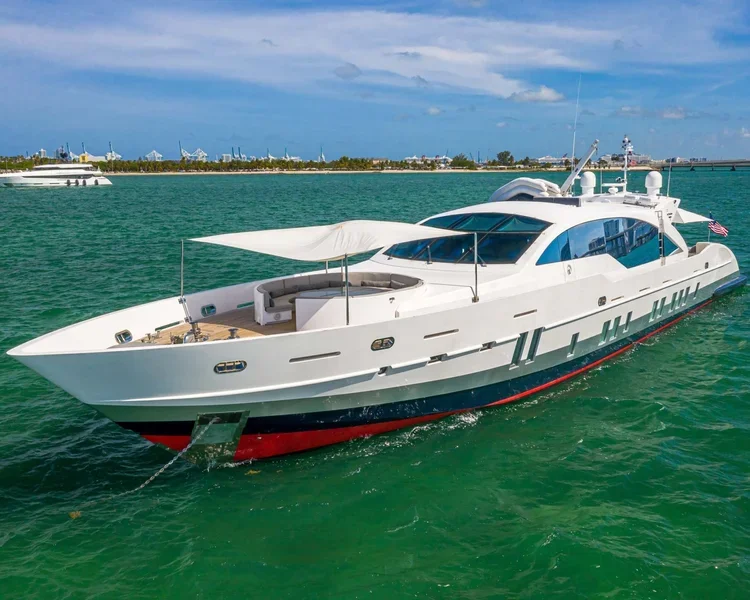 120’ TECNOMAR + TOYS