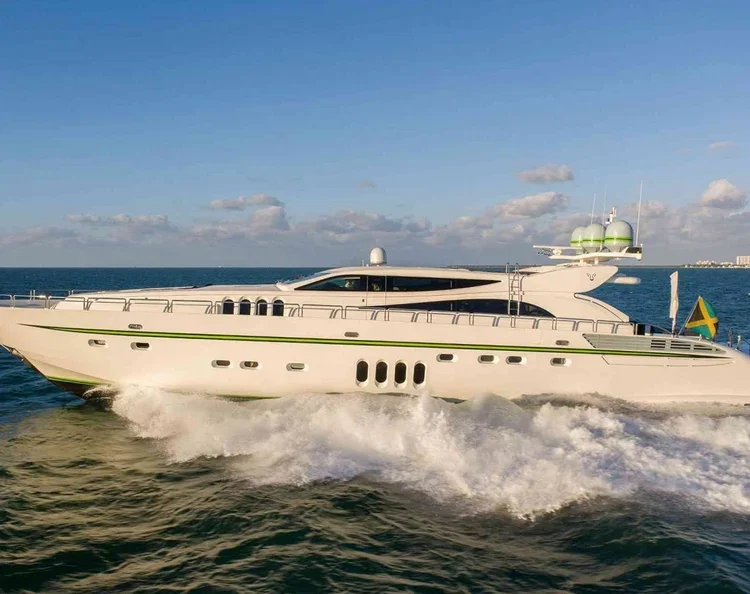 112’ LEOPARD + TOYS