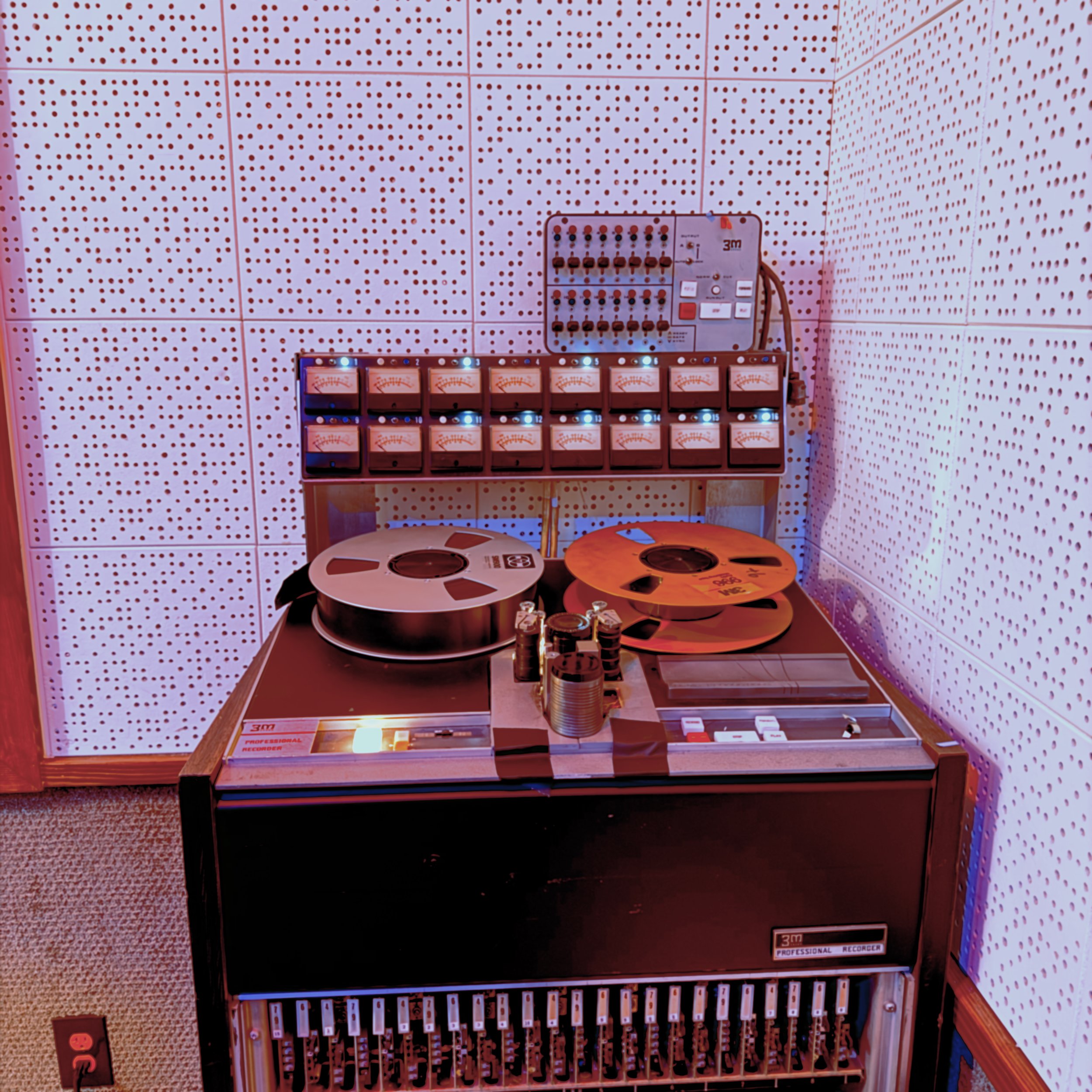Vintage tape machine at Boulevard Recording Studio