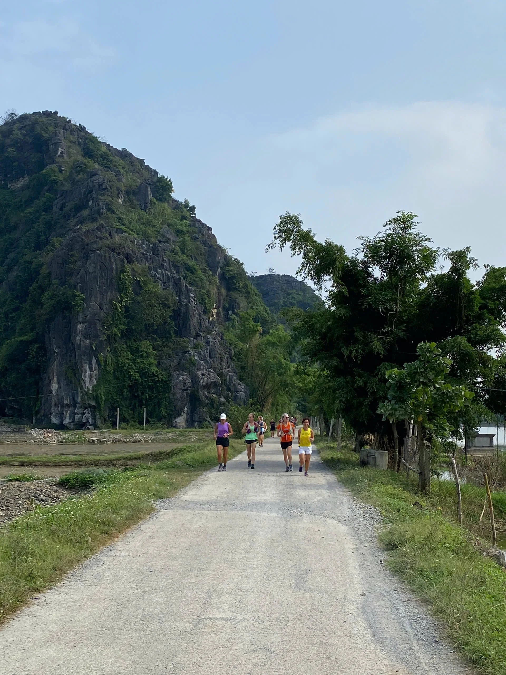 Group running Vietnam