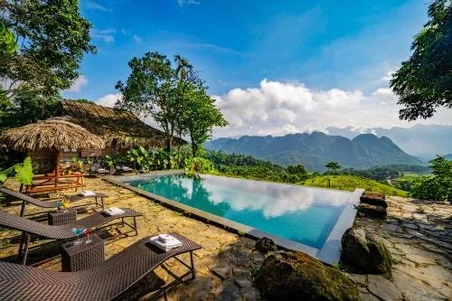 Pu Luong Retreat