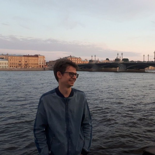 Maksim Sinelnikov