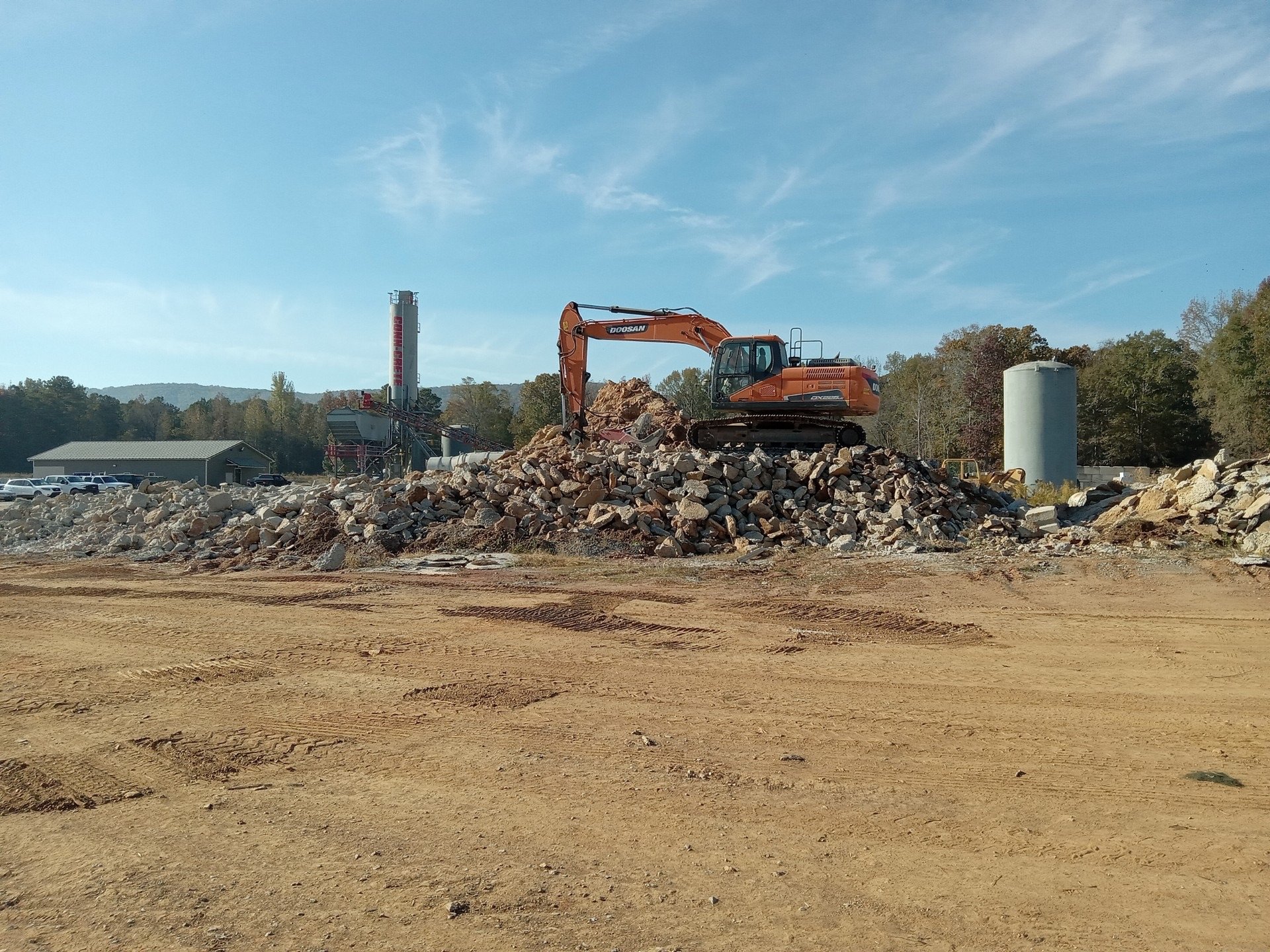 Overview of recyclable C&D materials including concrete, brick, and fill dirt