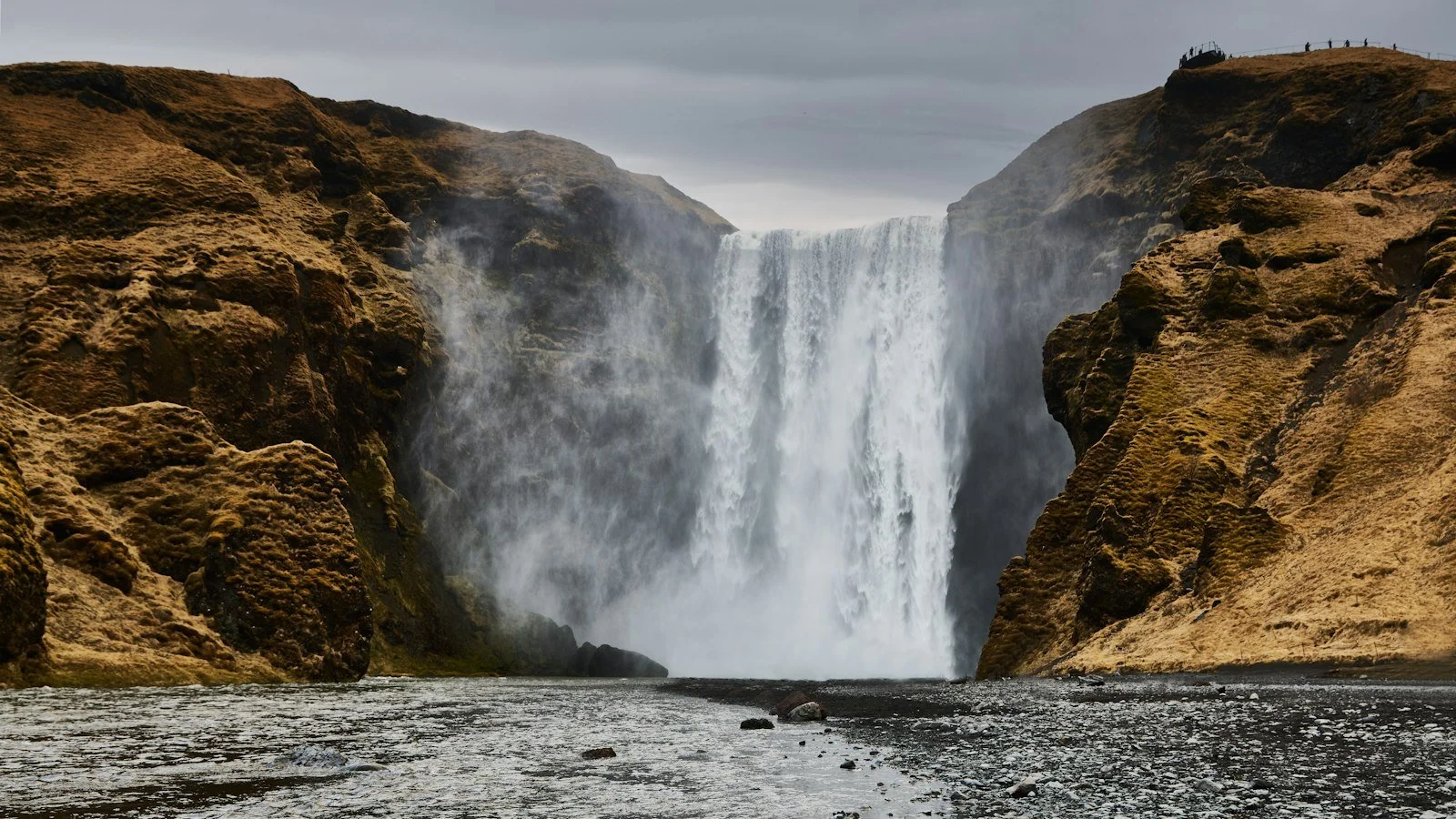 Skógafoss waterfall in southern Iceland