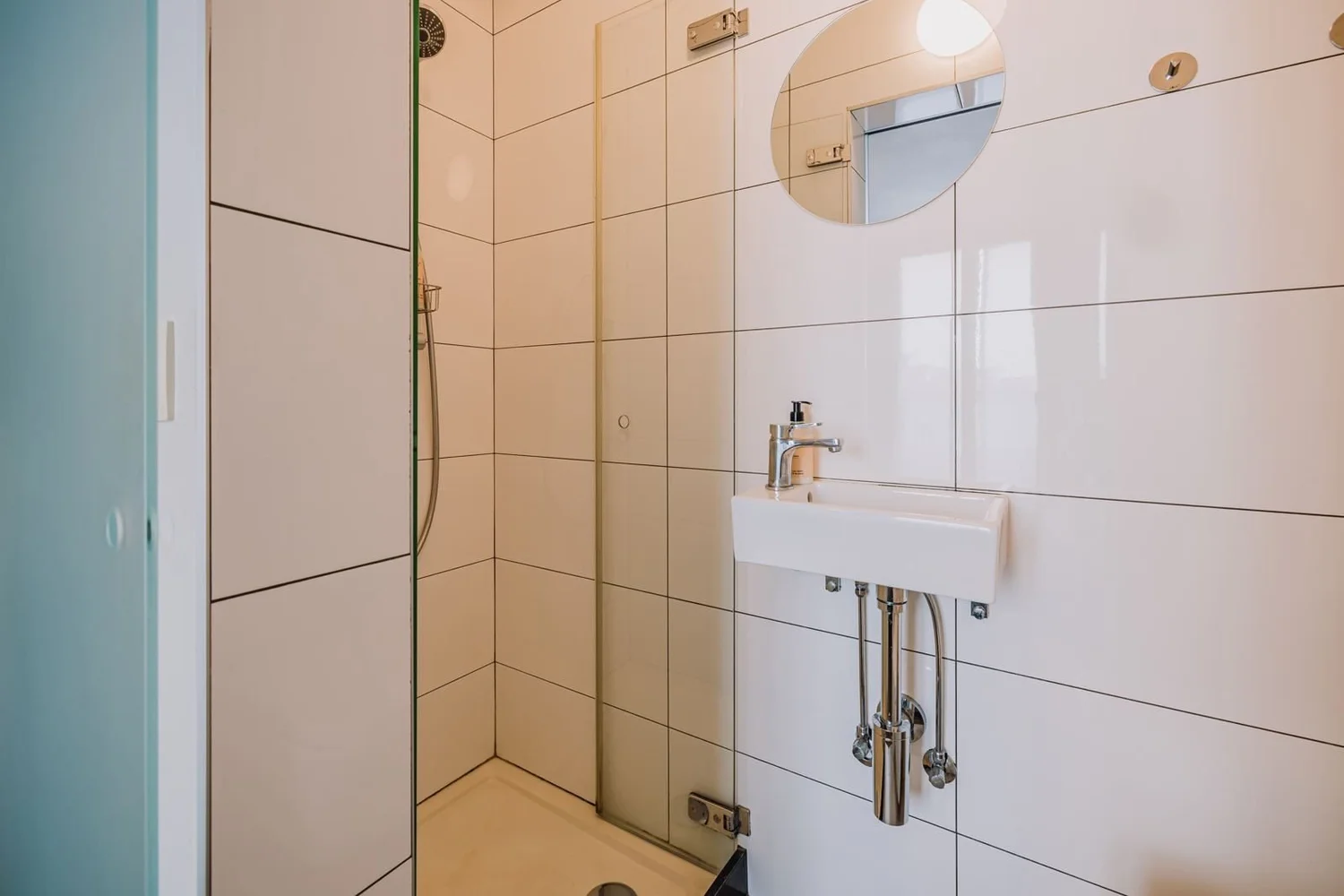 Badkamer met douche
