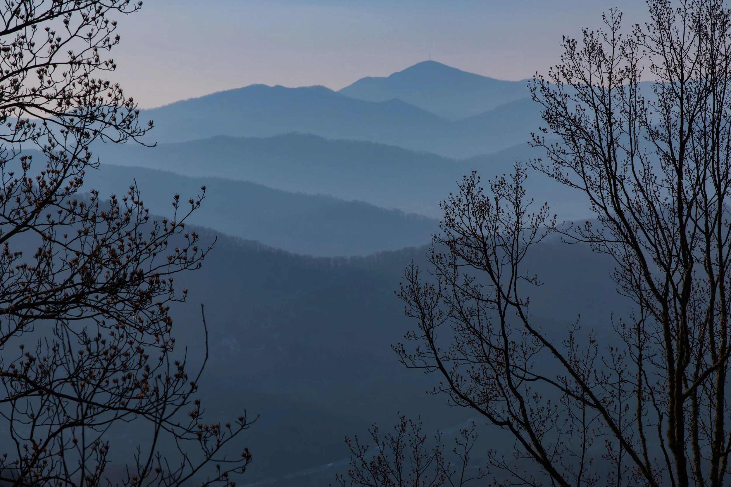 Placeholder for a wide Smoky Mountains autumn landscape photograph