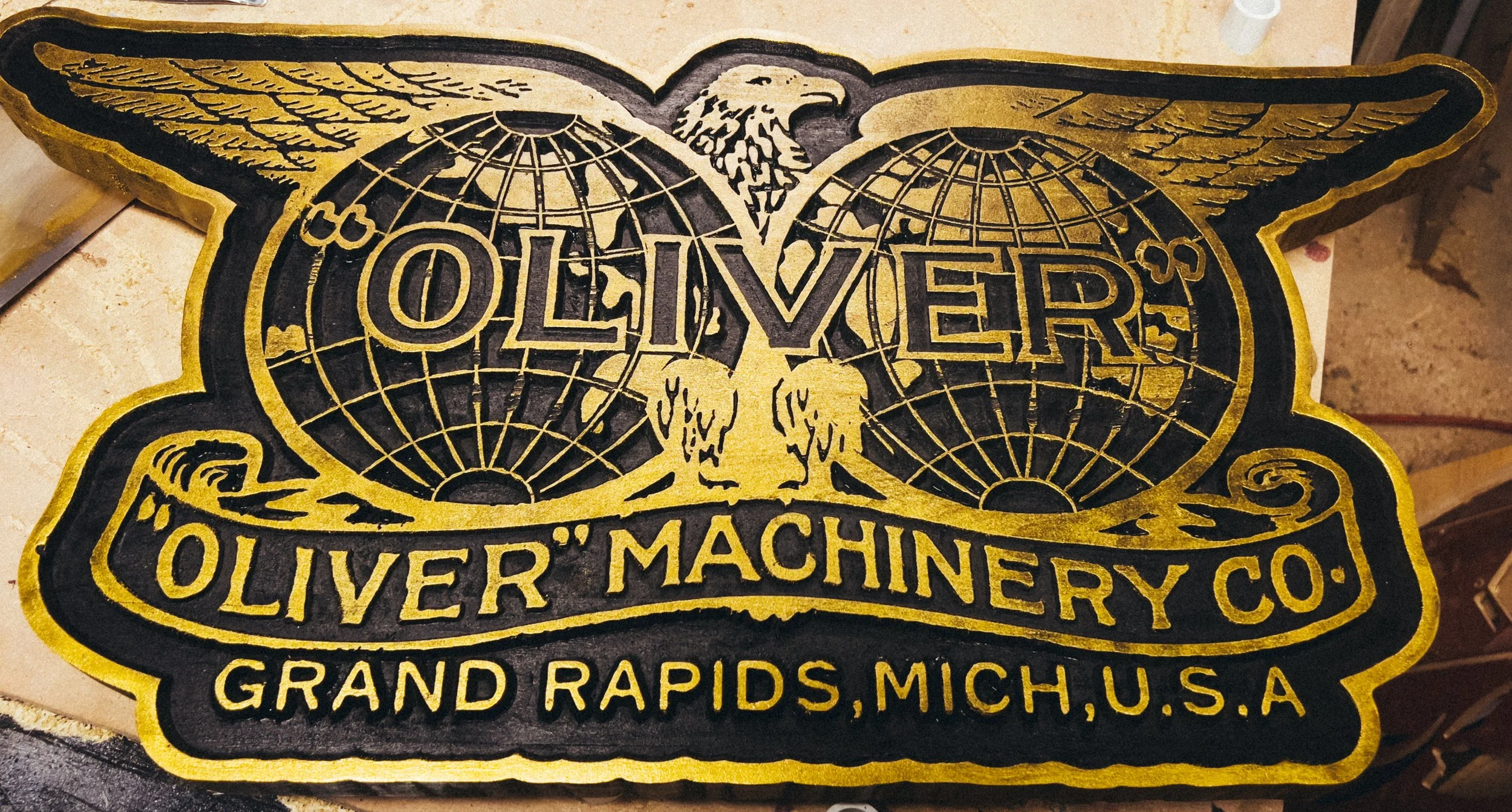 MrSawdust__Signs__Emblems__Oliver__Eagle