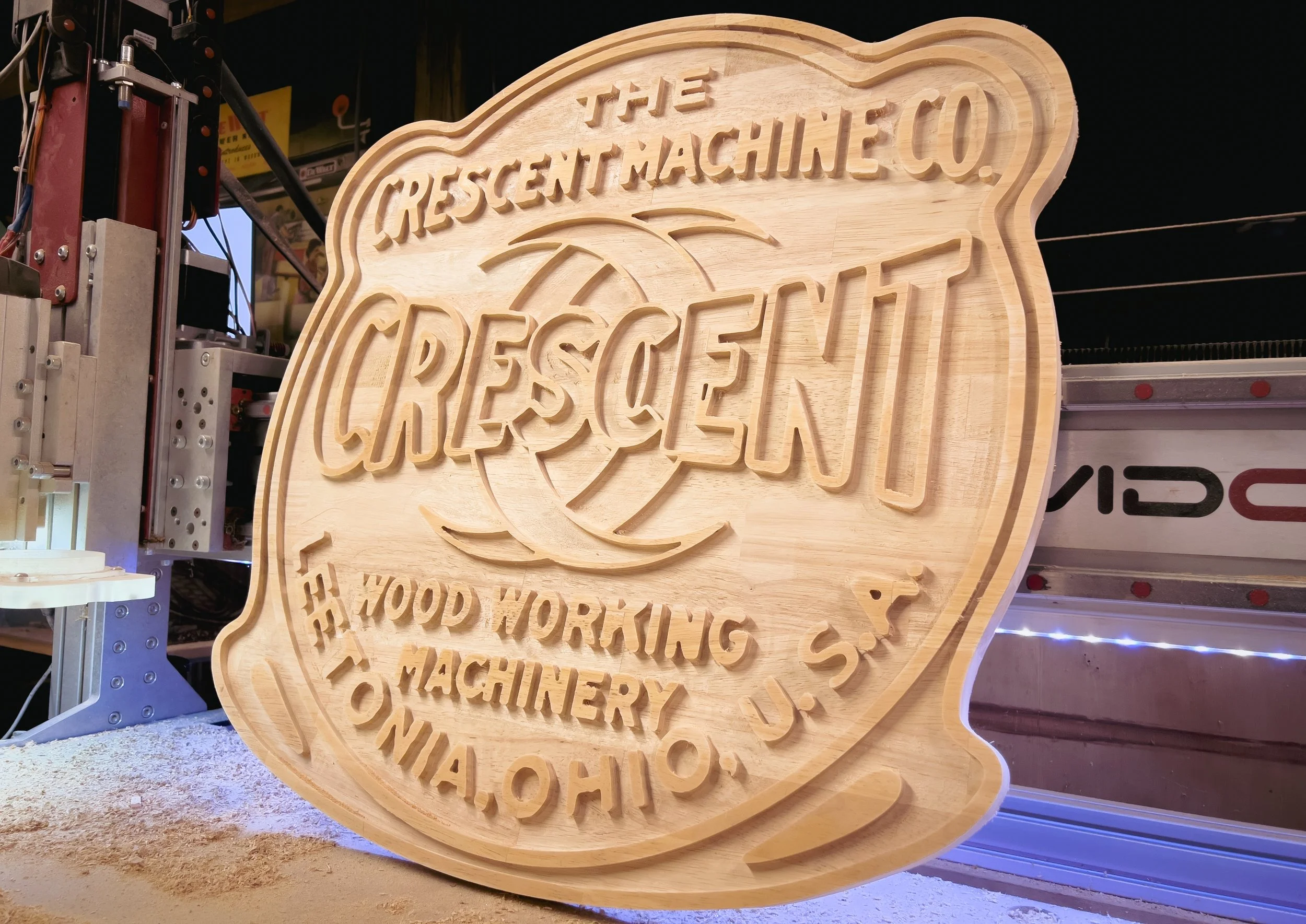 MrSawdust__Signs__Emblems__Crescent__Vin