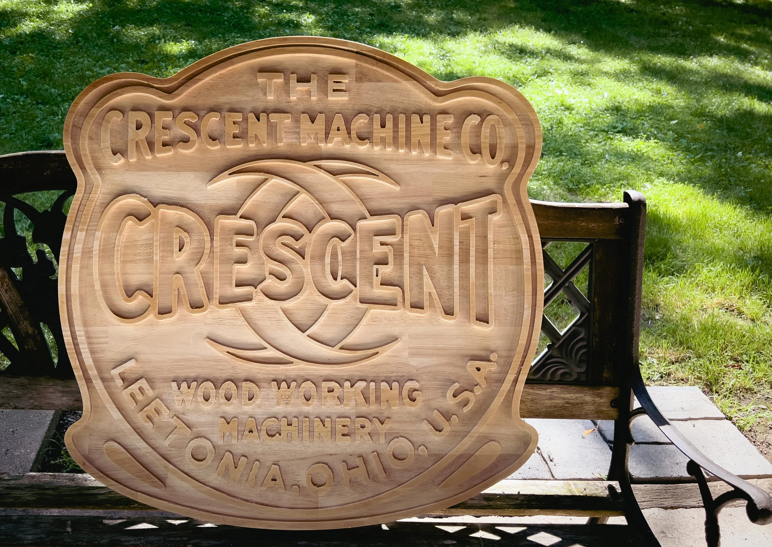 MrSawdust__Signs__Emblems__Crescent__Vin