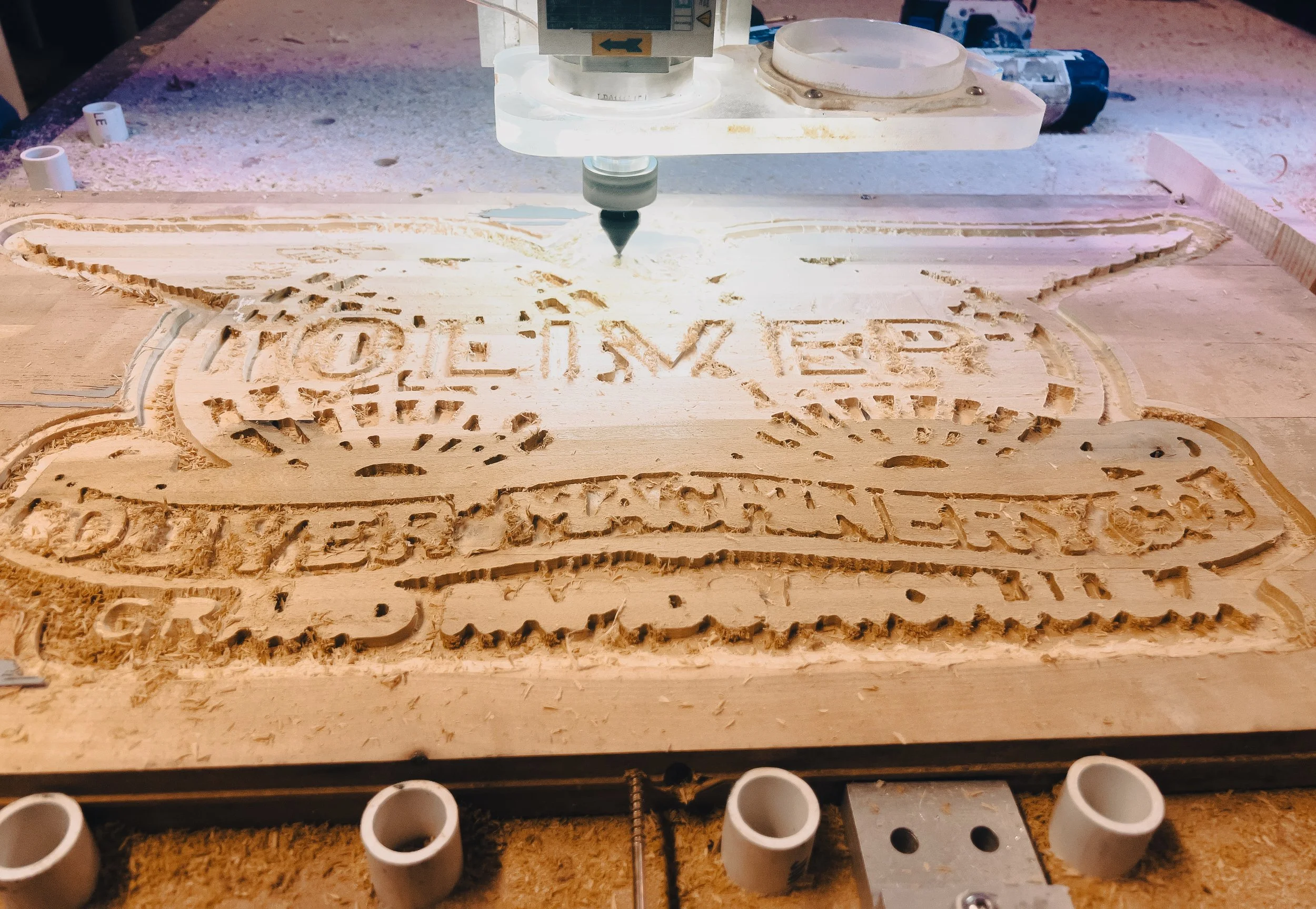 MrSawdust__Signs__Emblems__Oliver__Eagle