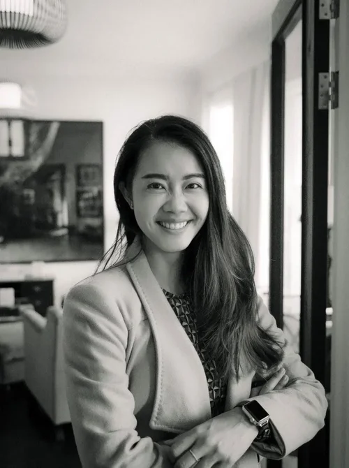 Mo, from the Student Luxe team