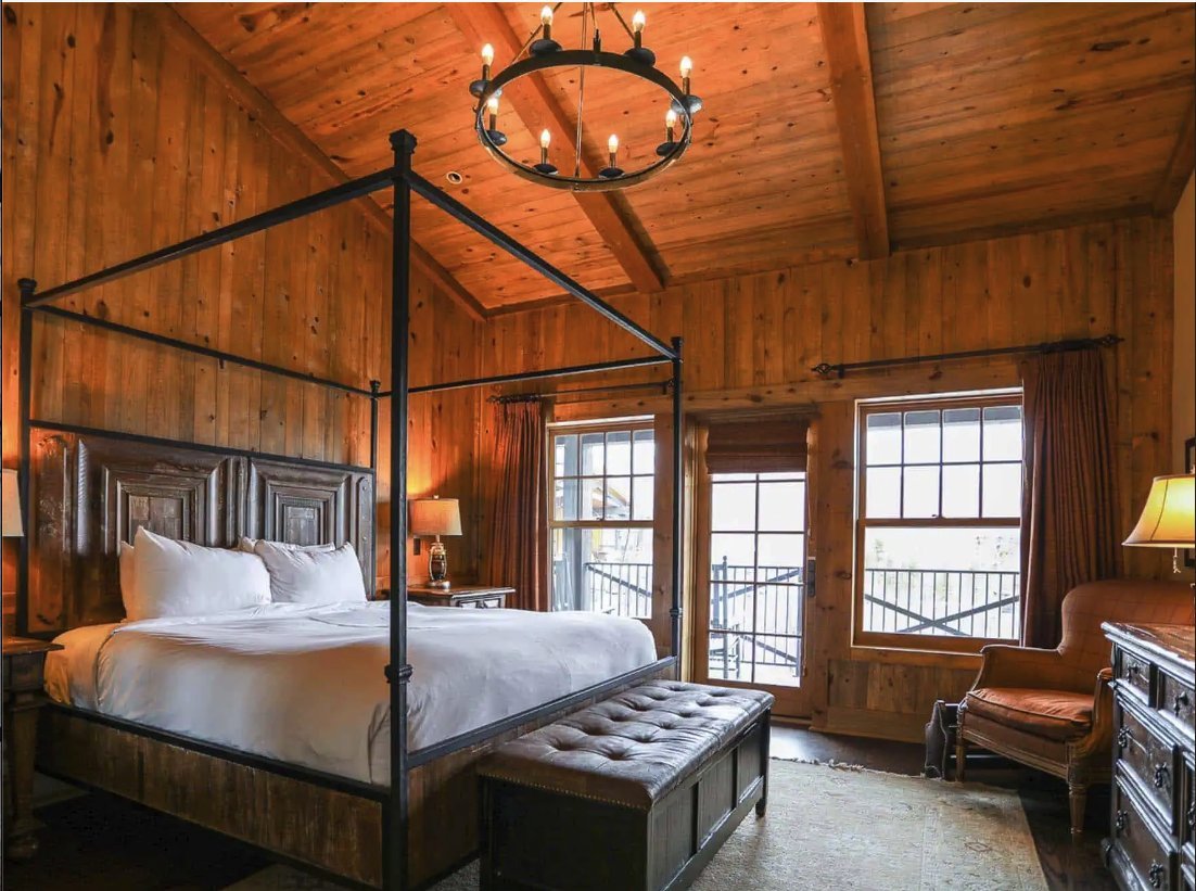 Luxury suite at Devil's Thumb Ranch
