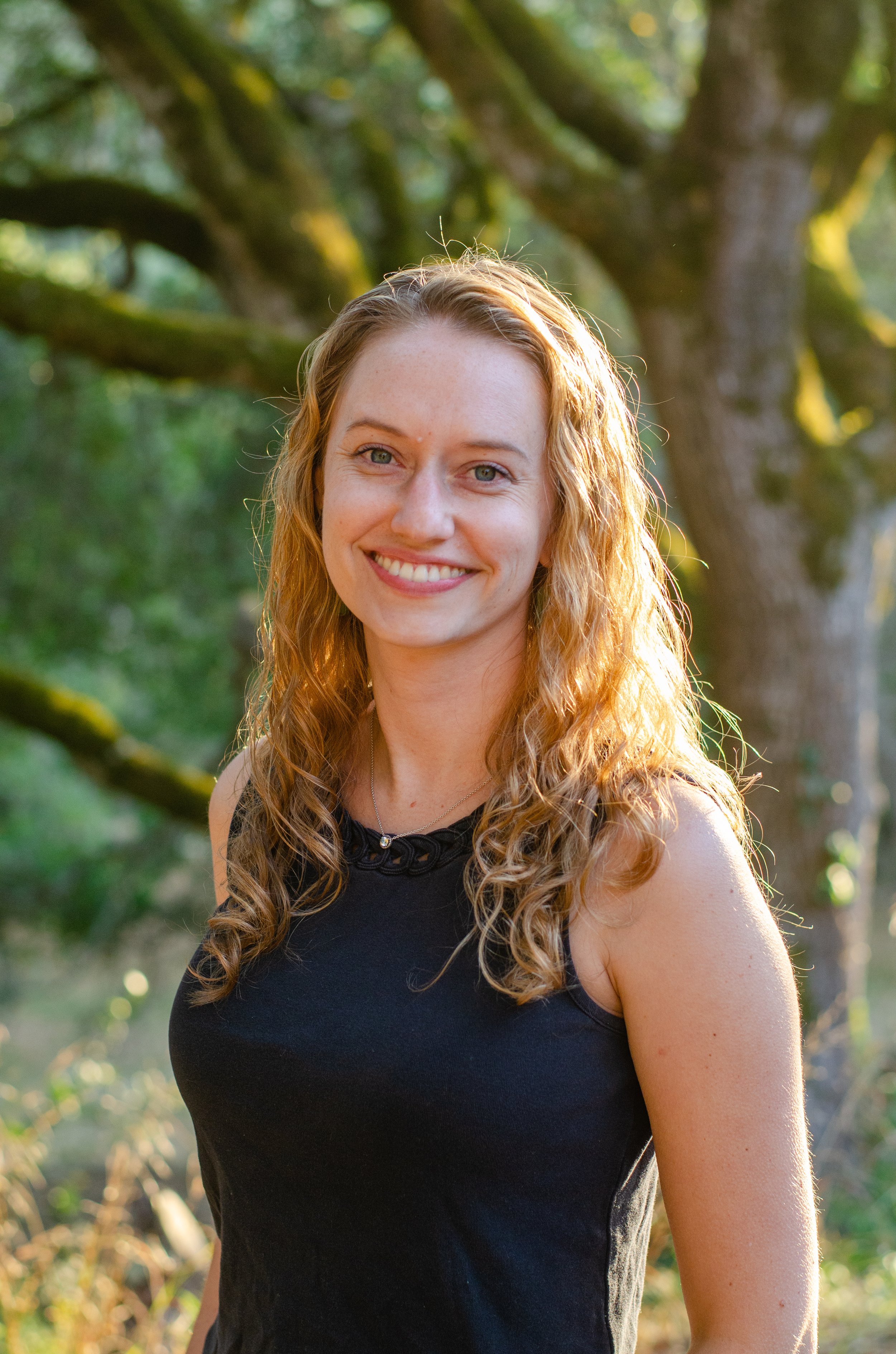 Elizabeth Harding, Licensed Marriage and Family Therapist (LMFT), serving Petaluma and Sonoma County, CA