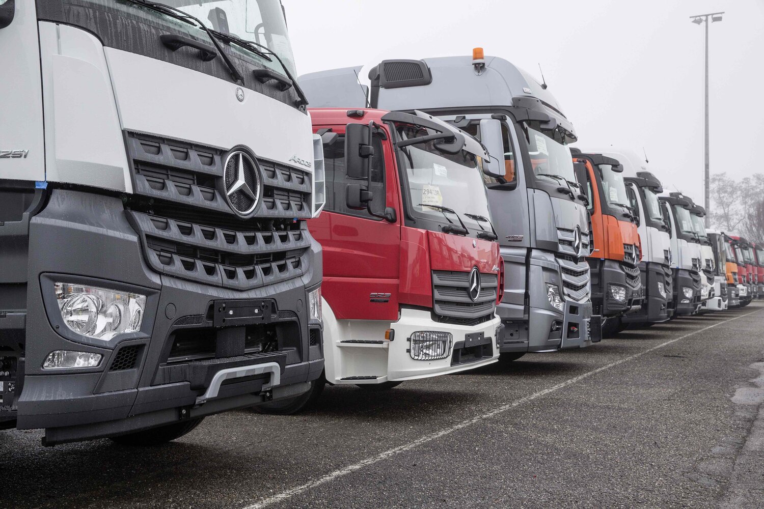 Mercedes Daimler Benz грузовой