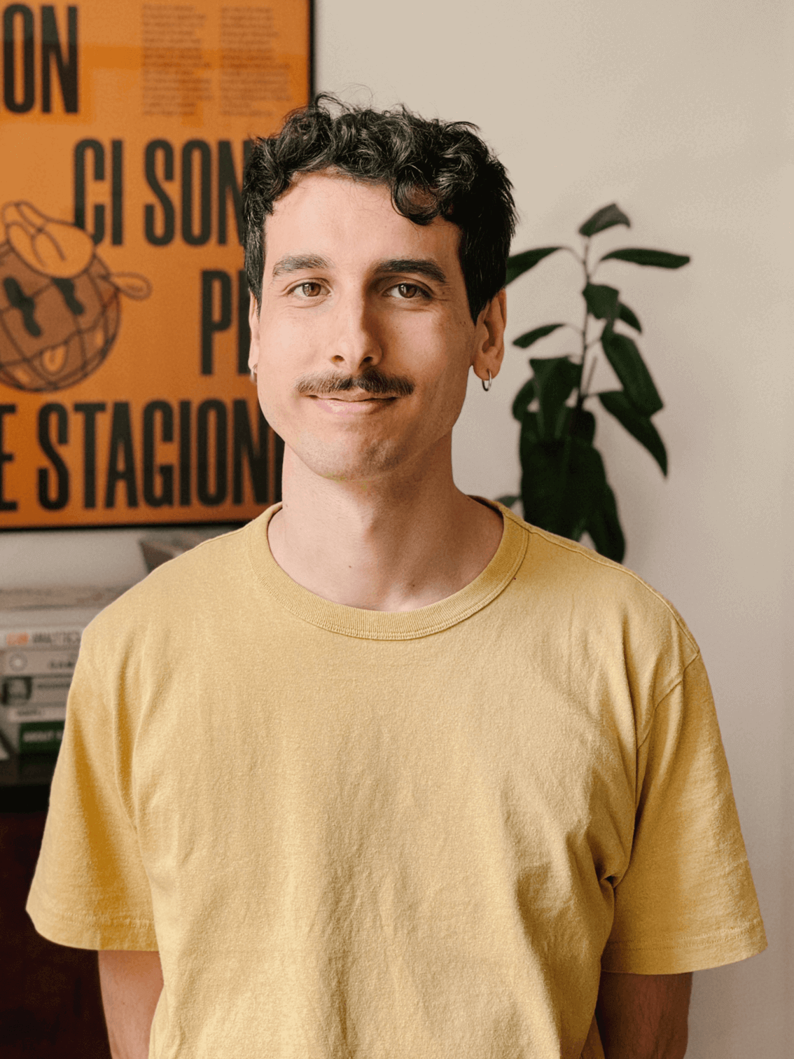 Primo piano di Emanuele Zancato sorridente