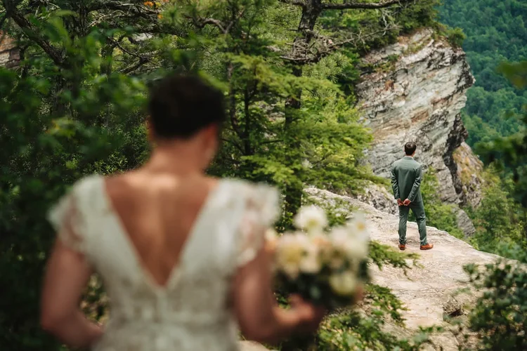 Michael seeing Mackenzie during their first look at Wiseman's View.