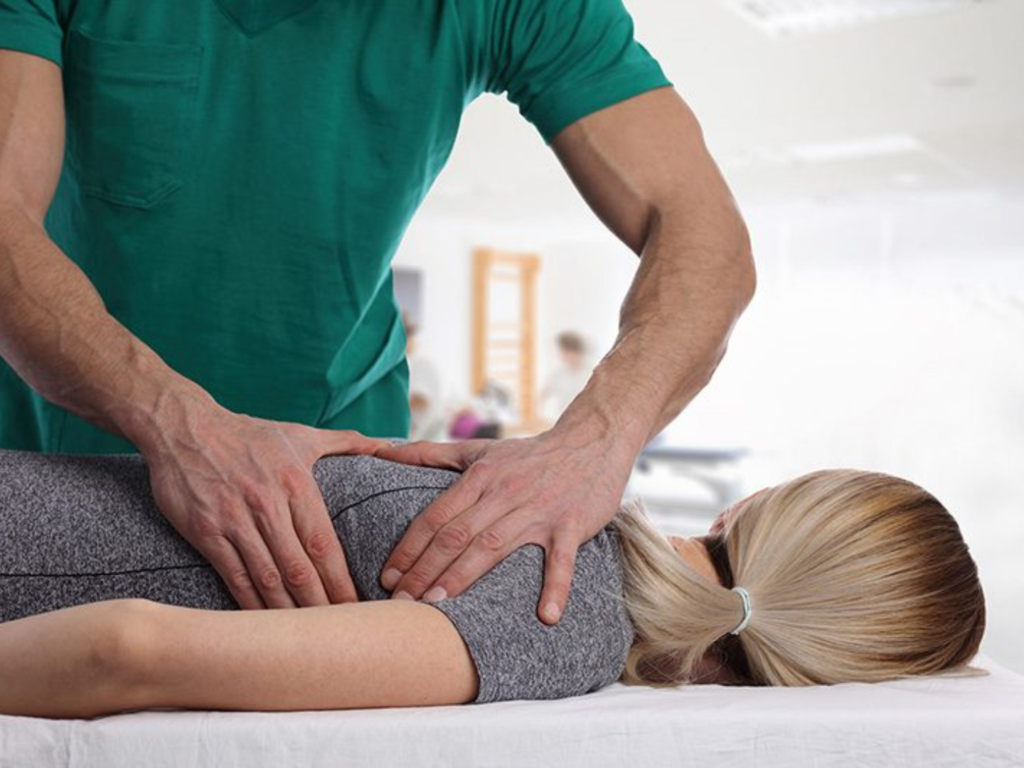 Spinal manipulation care at SageMED supporting joint function, mobility, and pain relief