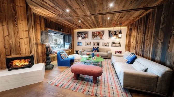 Publicité immobilière de luxe d’un chalet dans les Alpes pour Résidentiae