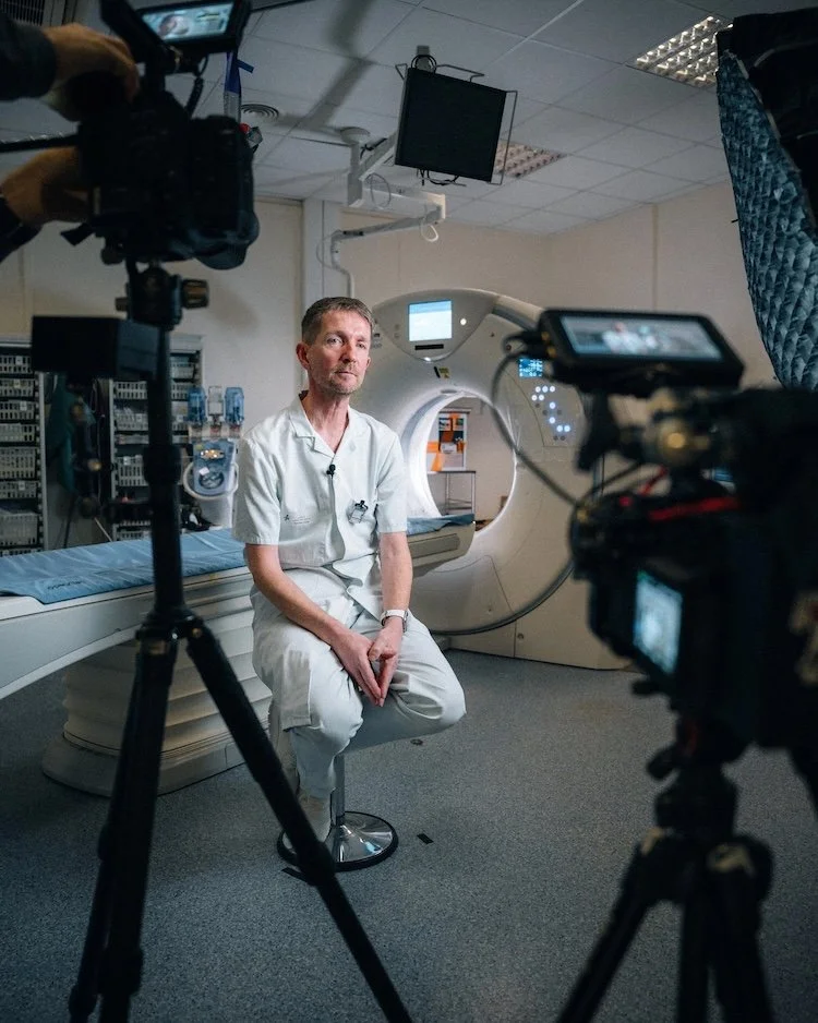 Agence de production à Paris - backstage tournage campagne publicitaire santé médecine - LUSANT Prod.