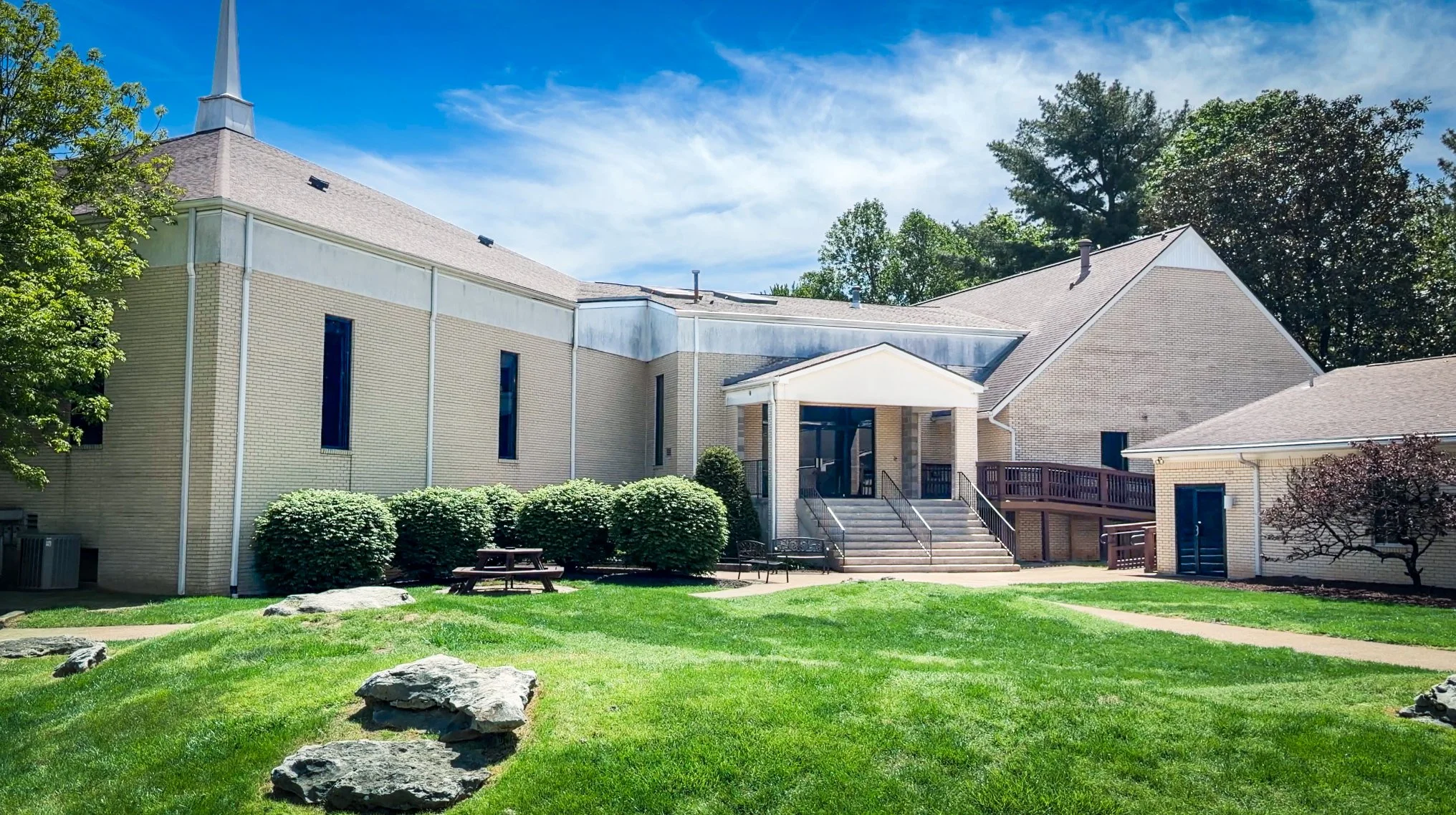 Trinity Chapel Louisville campus exterior