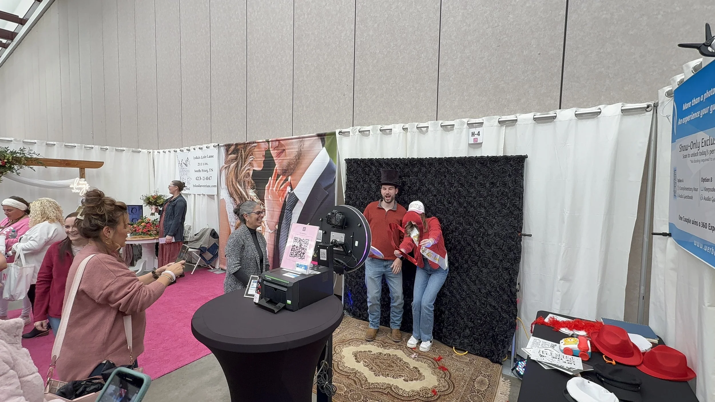 Digital Selfie Station