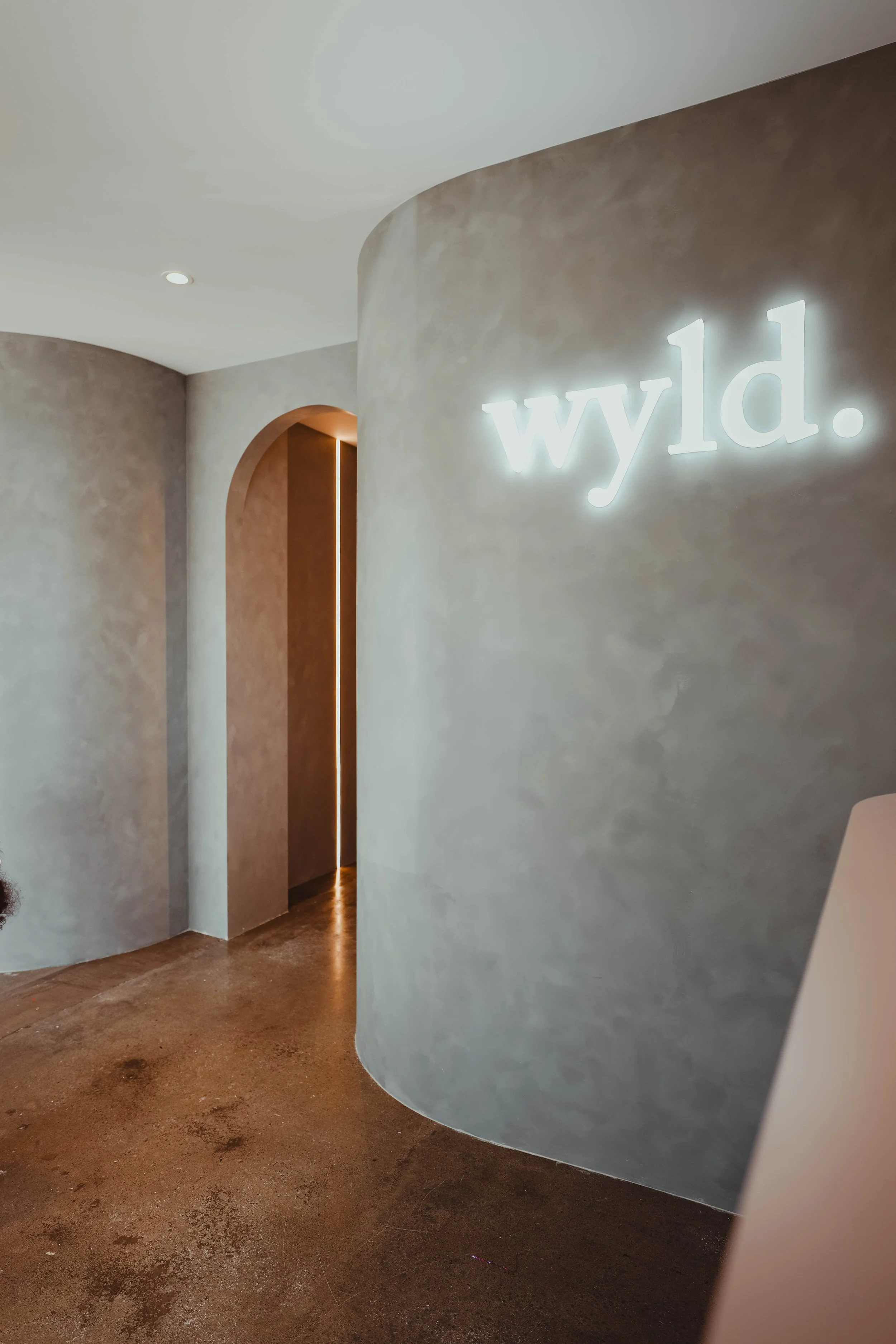 WYLD Howick arch wall