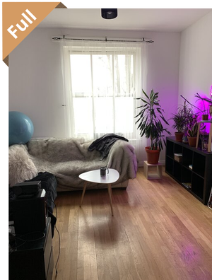 Photo of listing 4 rooms in Bethnal Green listed by Blue Door Property Guardians