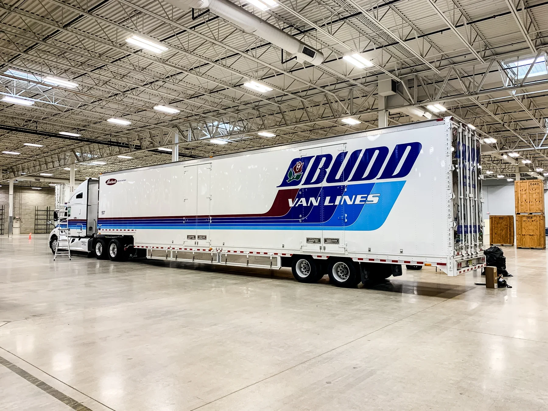 Budd Van Lines: Large-format trailer graphics.