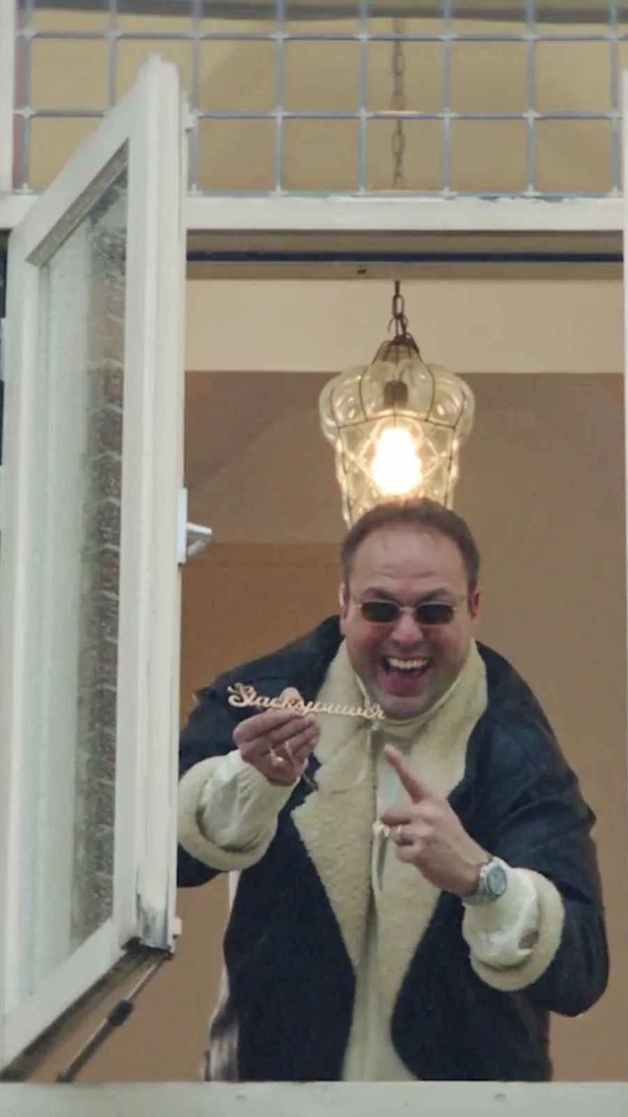 DONNIE FT FRANS BAUER