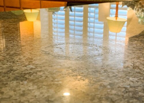 Before acid ethcing in granite