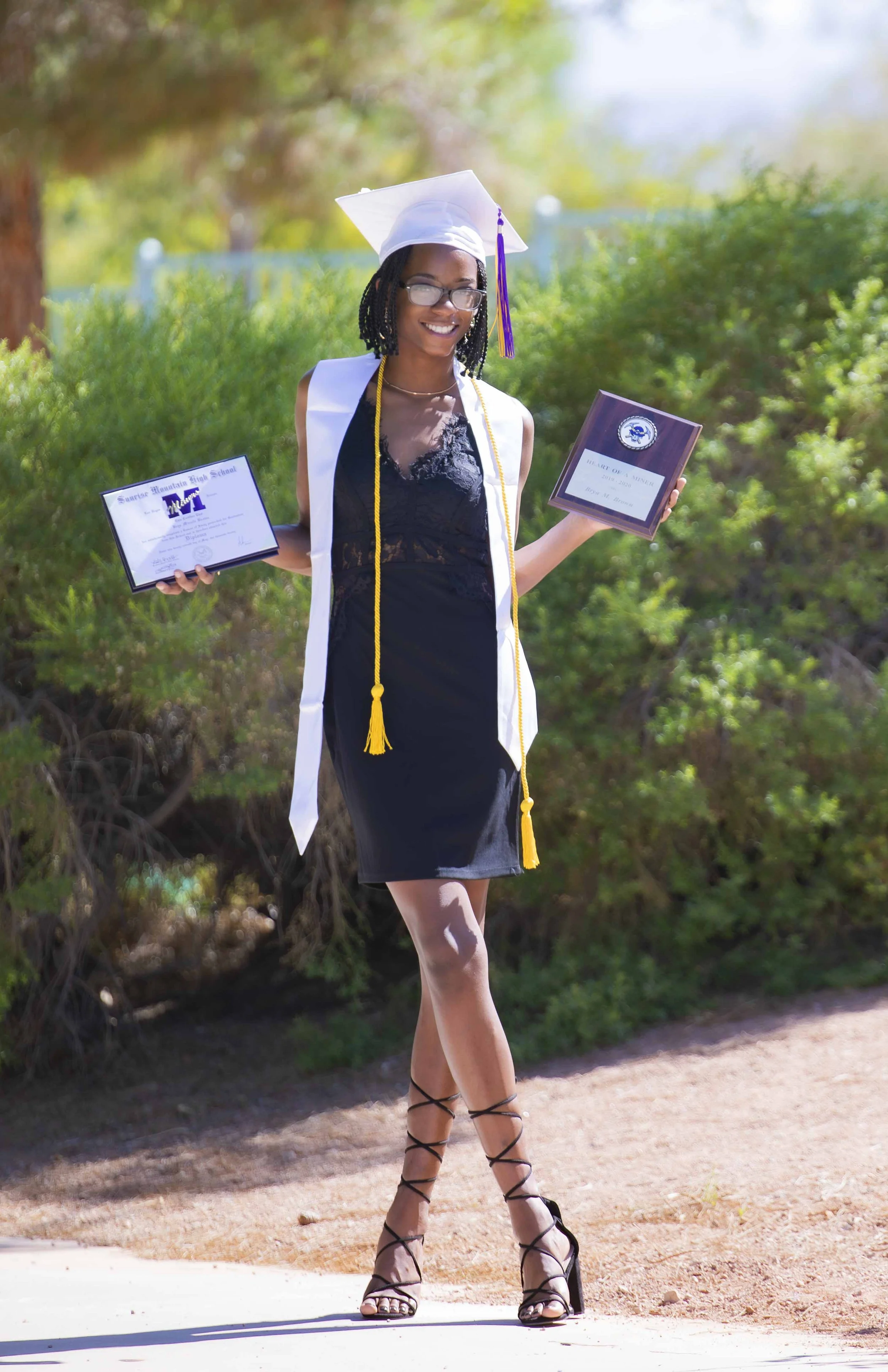 Graduation portrait session